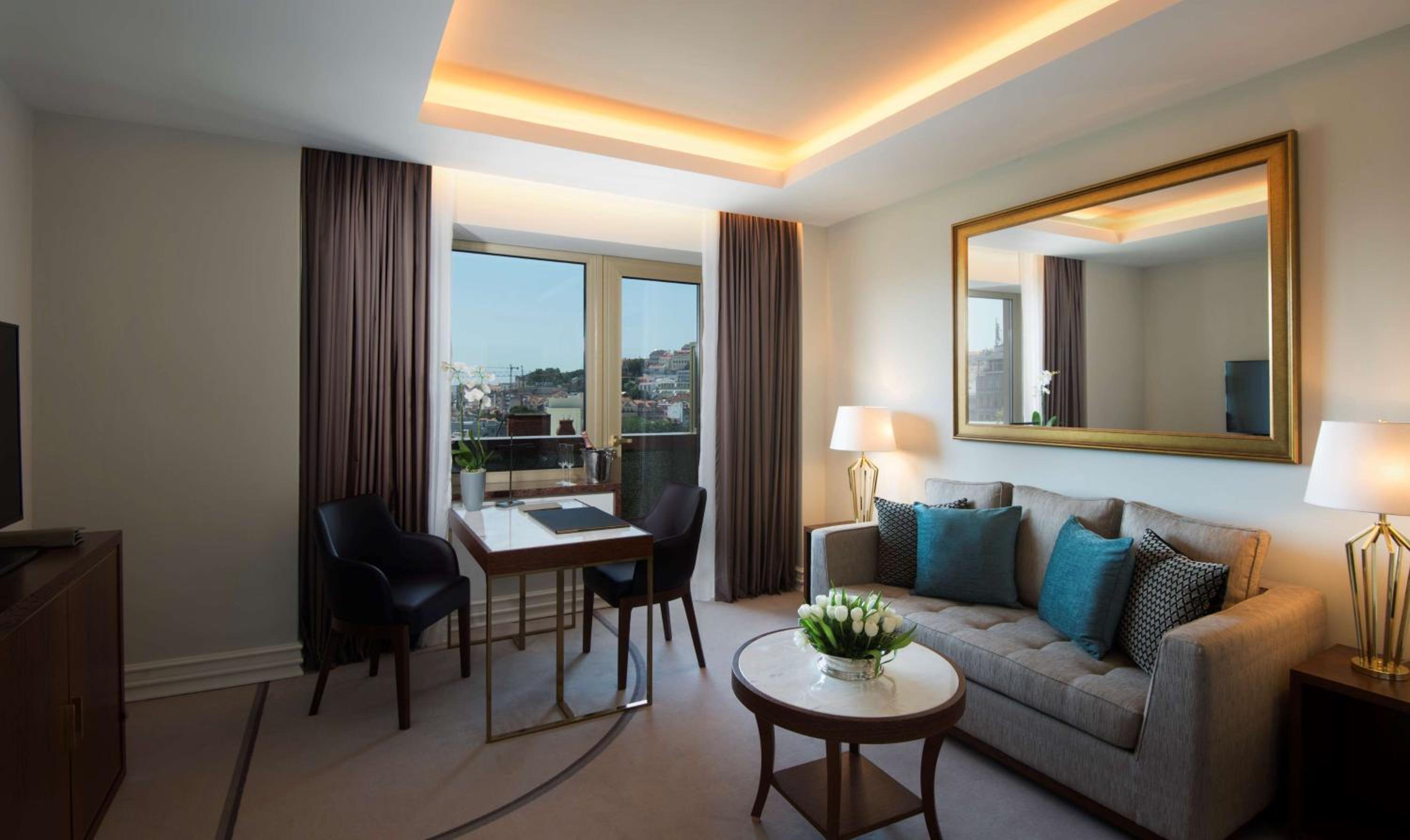 Executive Suite with Terrace (Non Smoking)