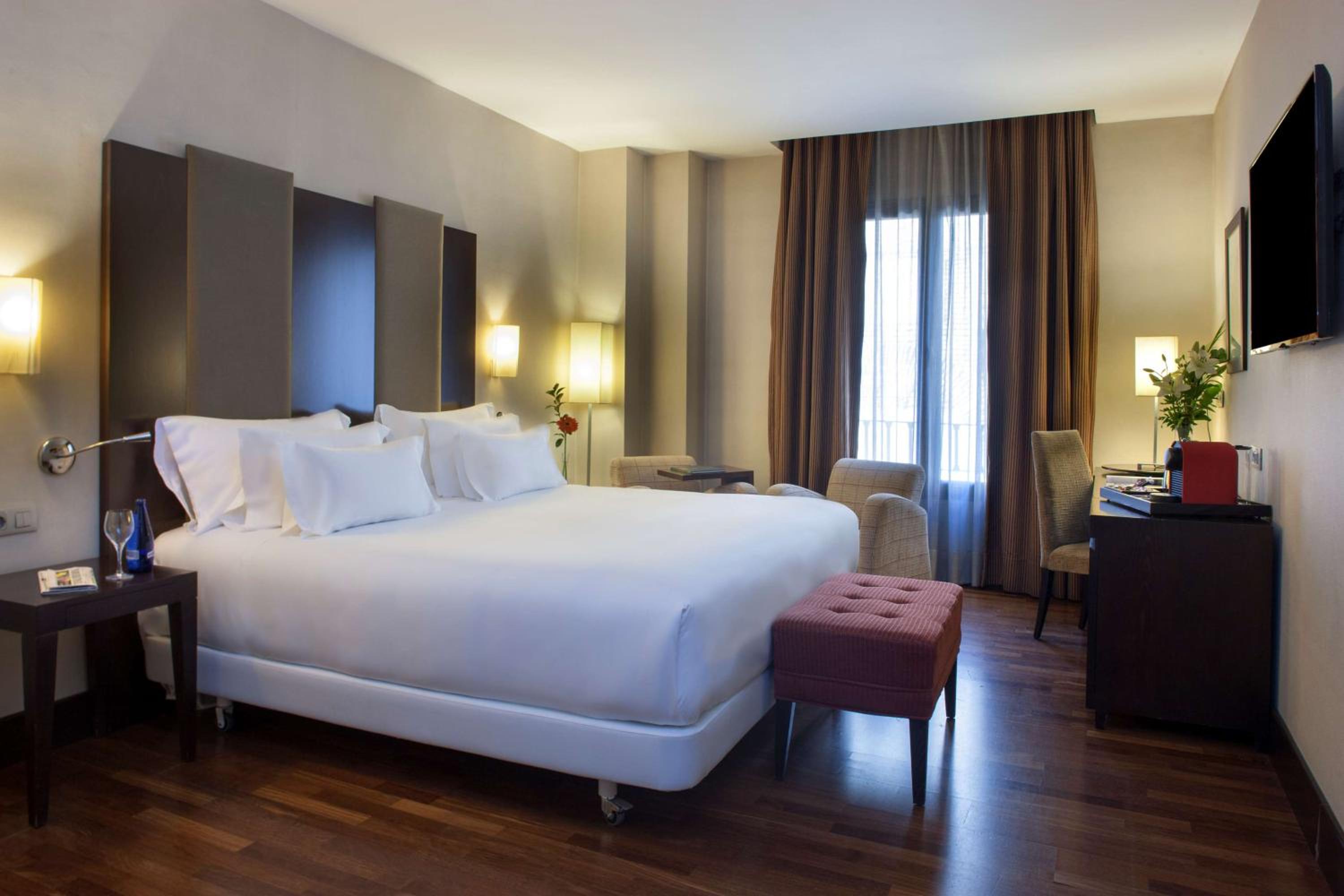 Superior Double or Twin Room XL - Photo 1