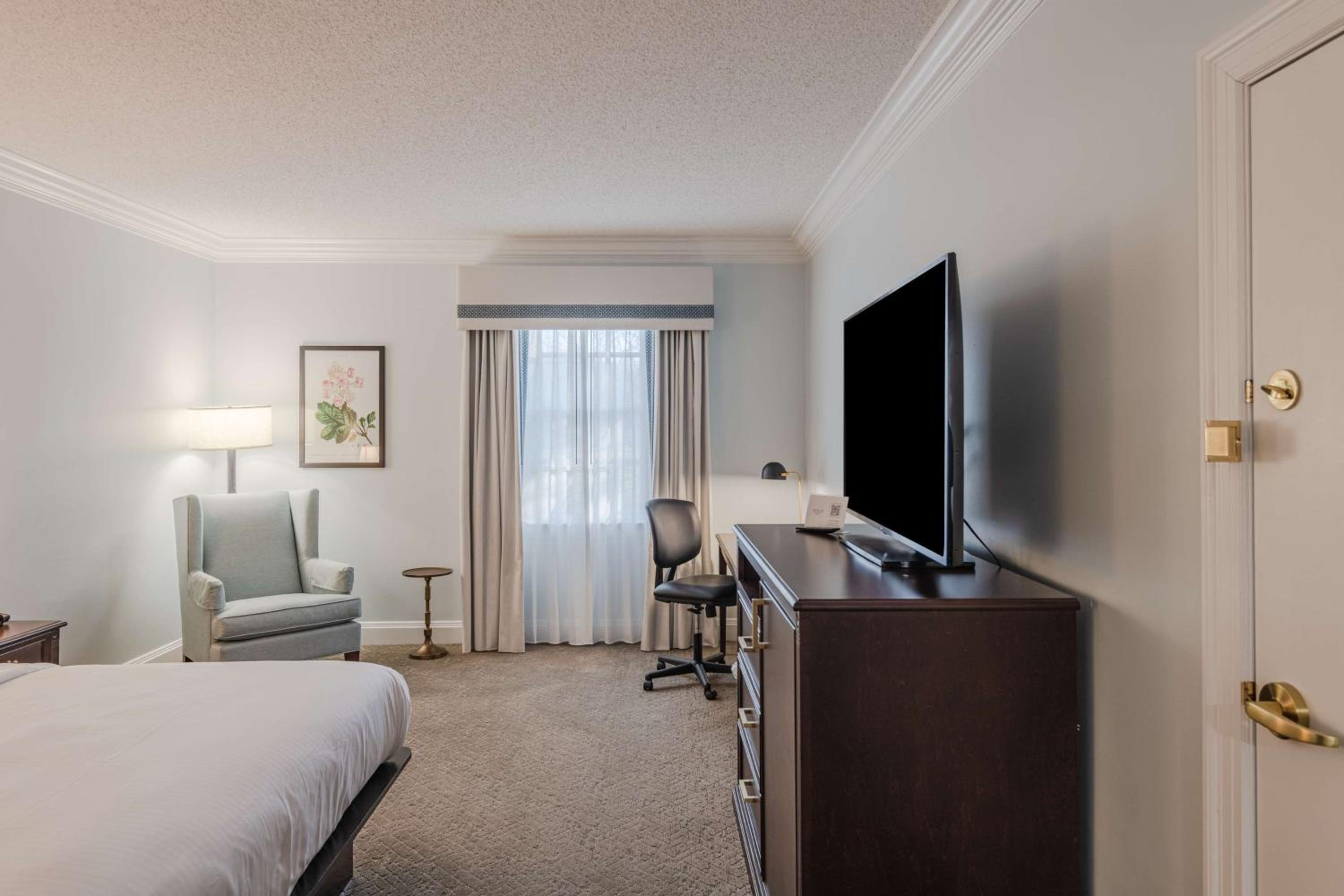 King Room - Hearing Access - Photo 3