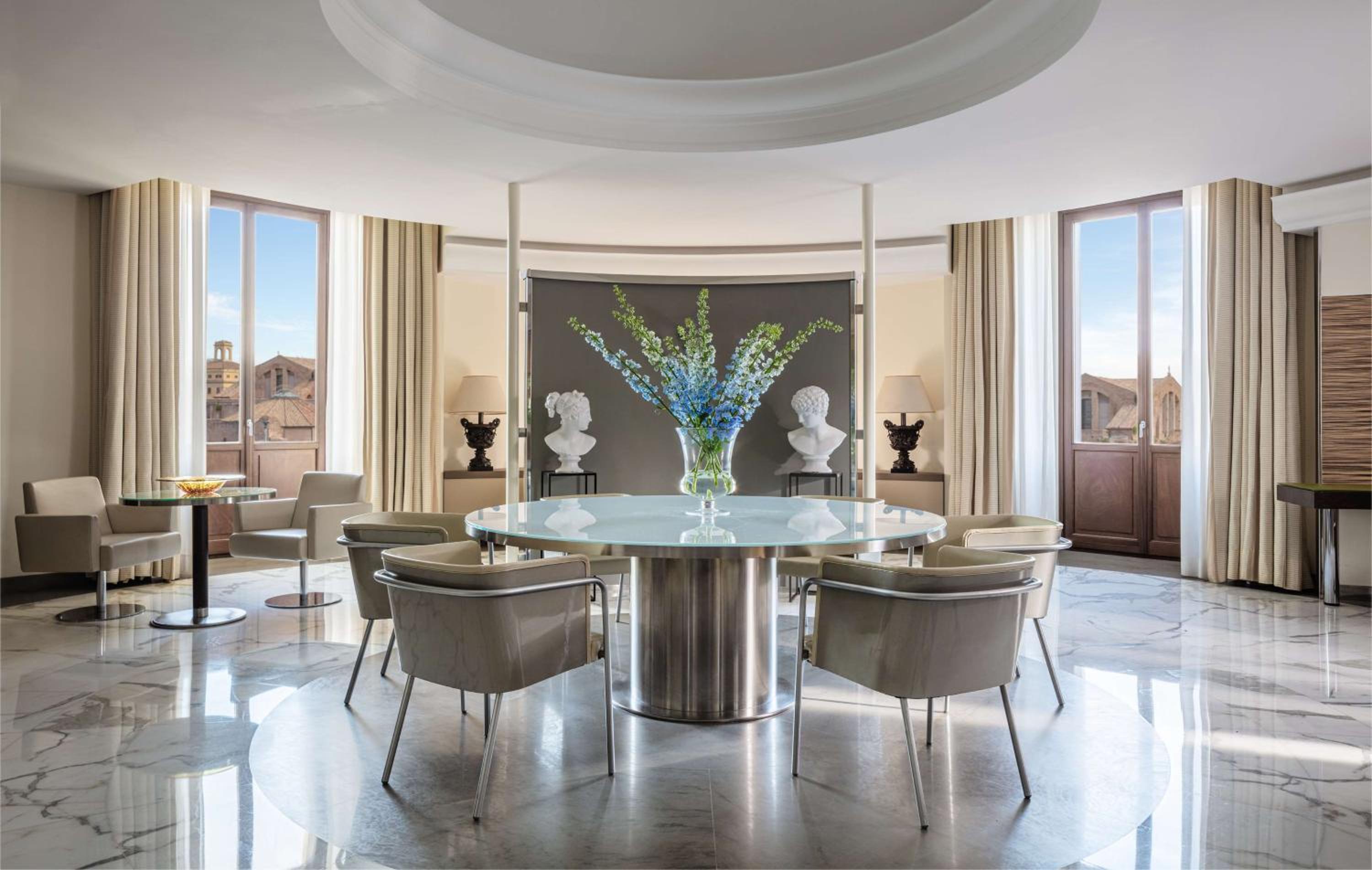 Suite Executive with View