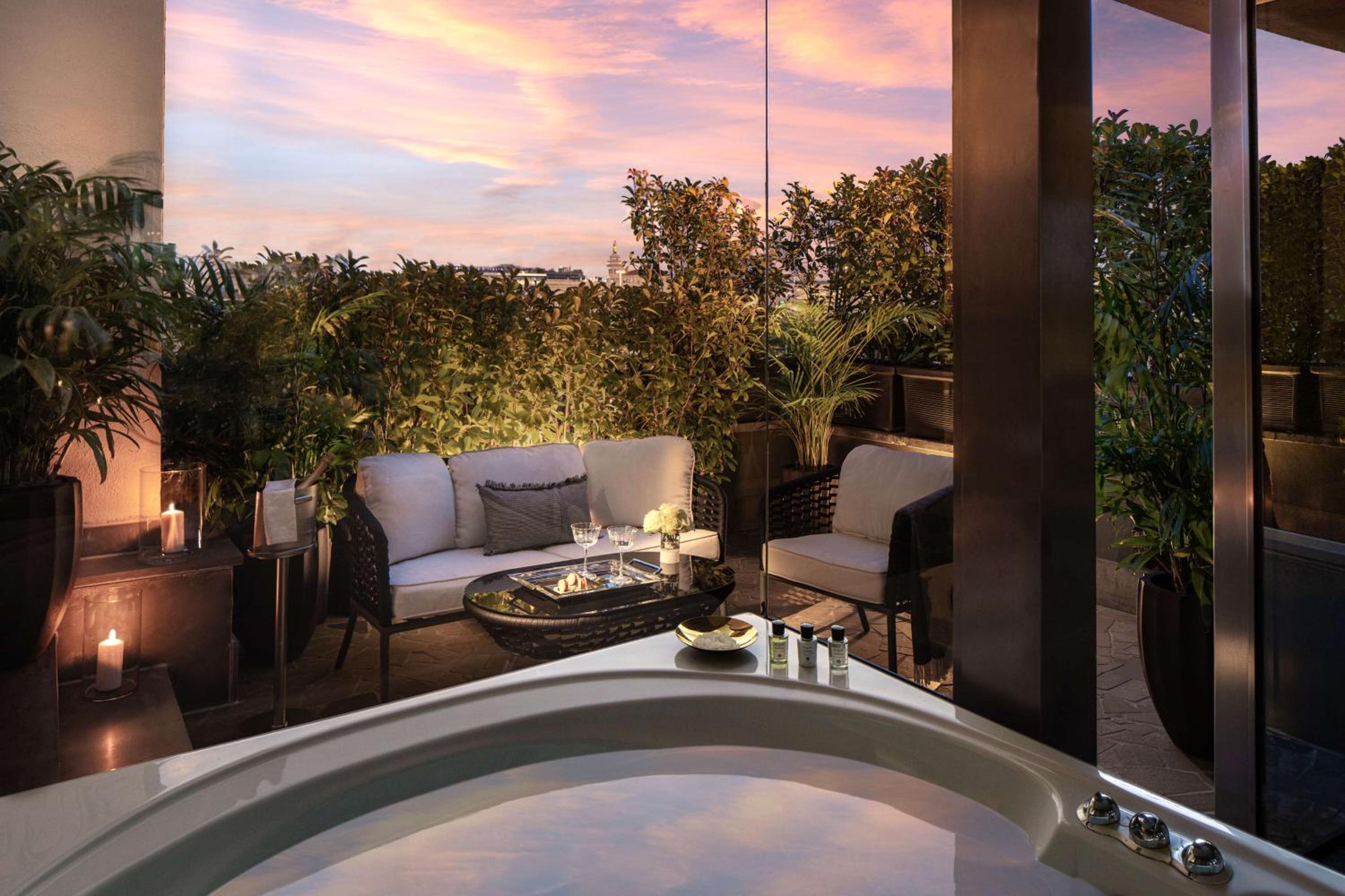 Suite Executive with View
