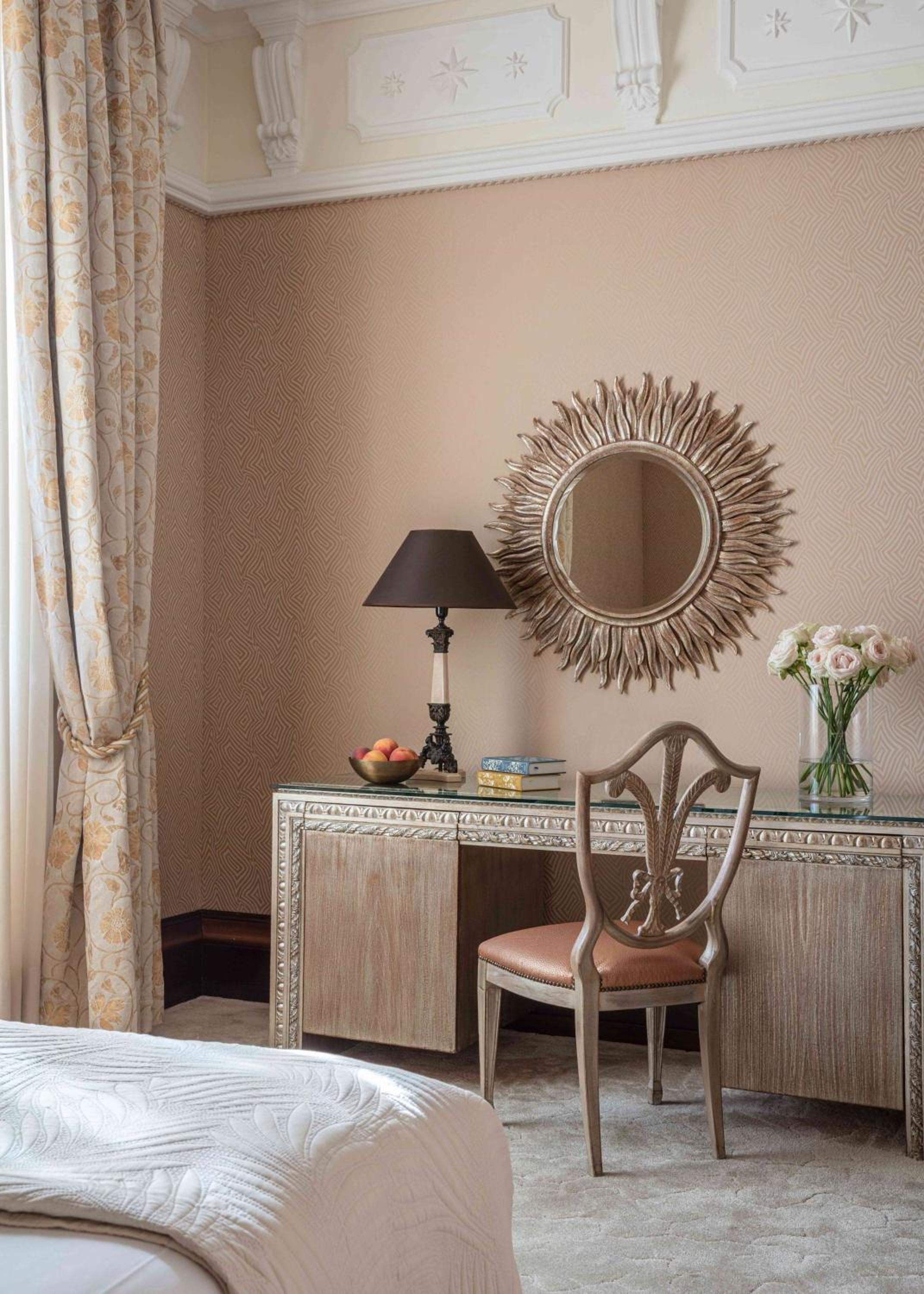 Duplex Suite with Piazza View and Extra Bed (3 Adults + 1 Child)