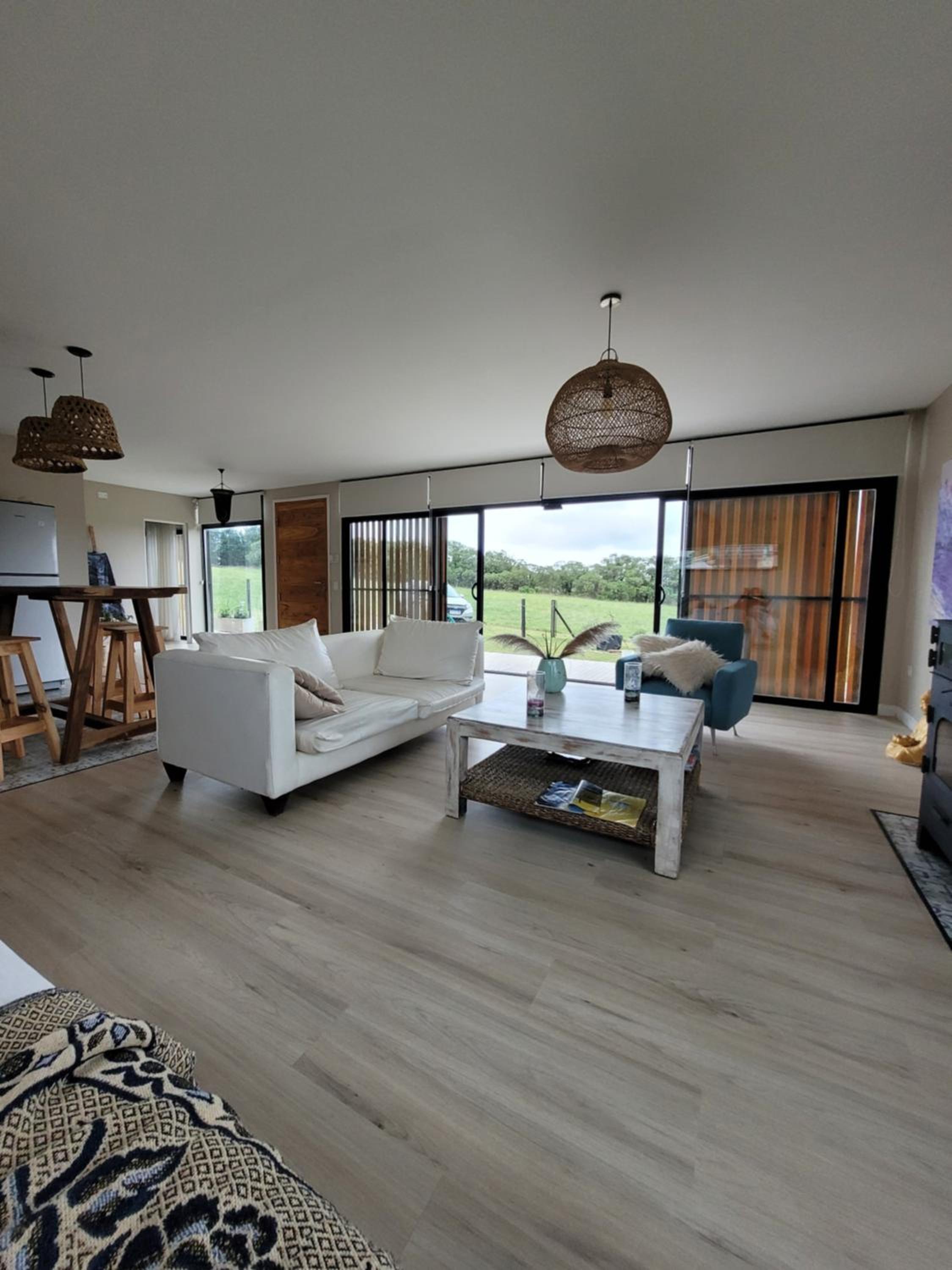 One-Bedroom House photo 1