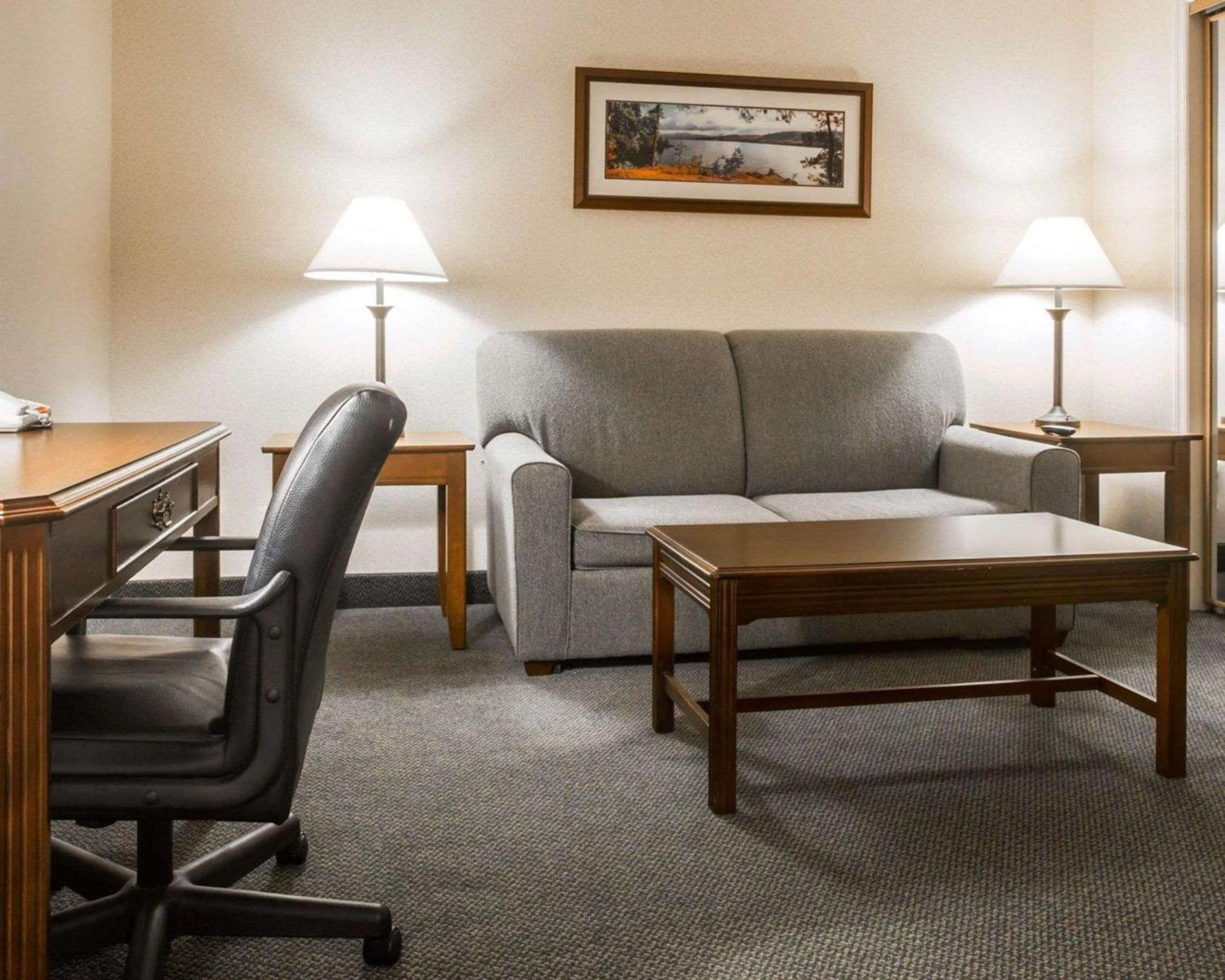 Suite with King and Queen Bed photo 1