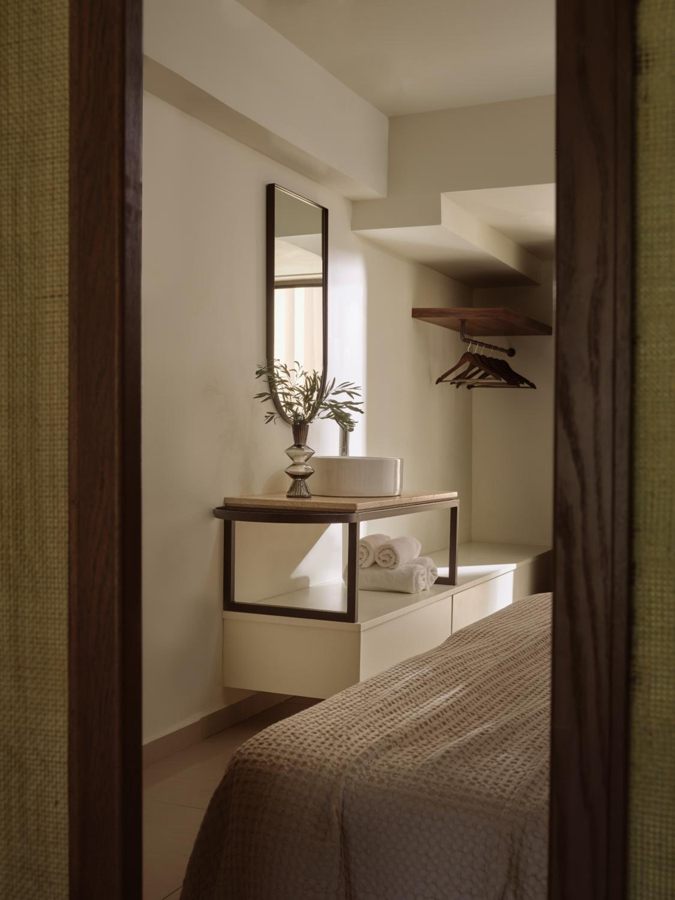 Deluxe One Bedroom Suite with Sharing Pool - Photo 1