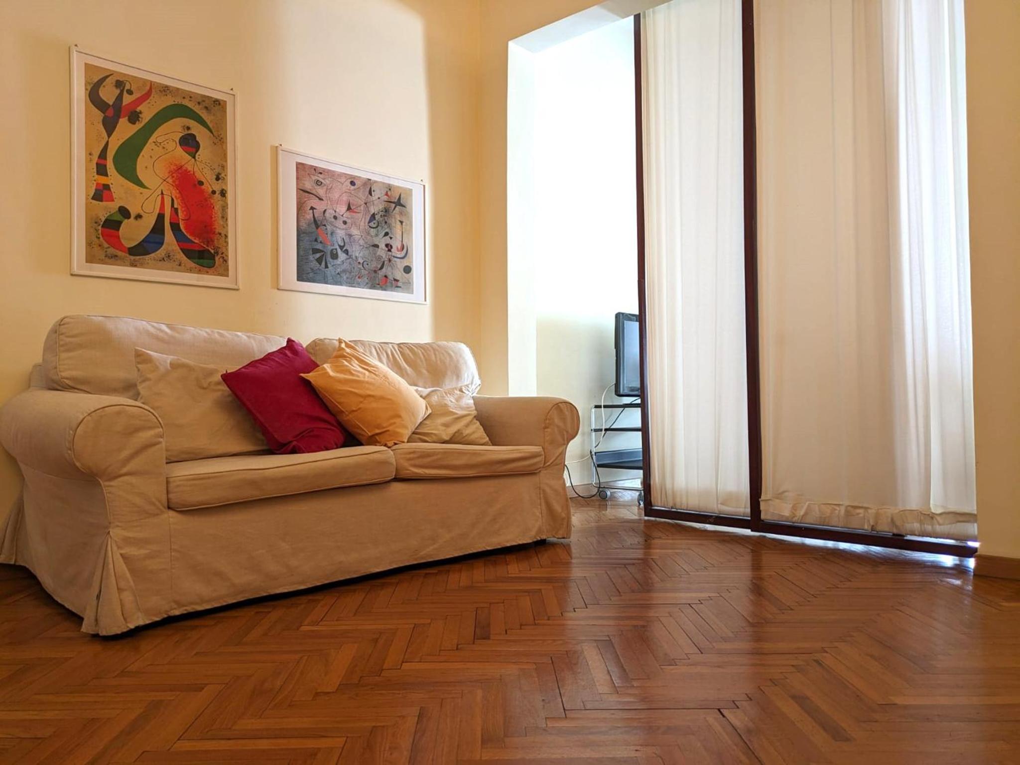 Apartment photo 3