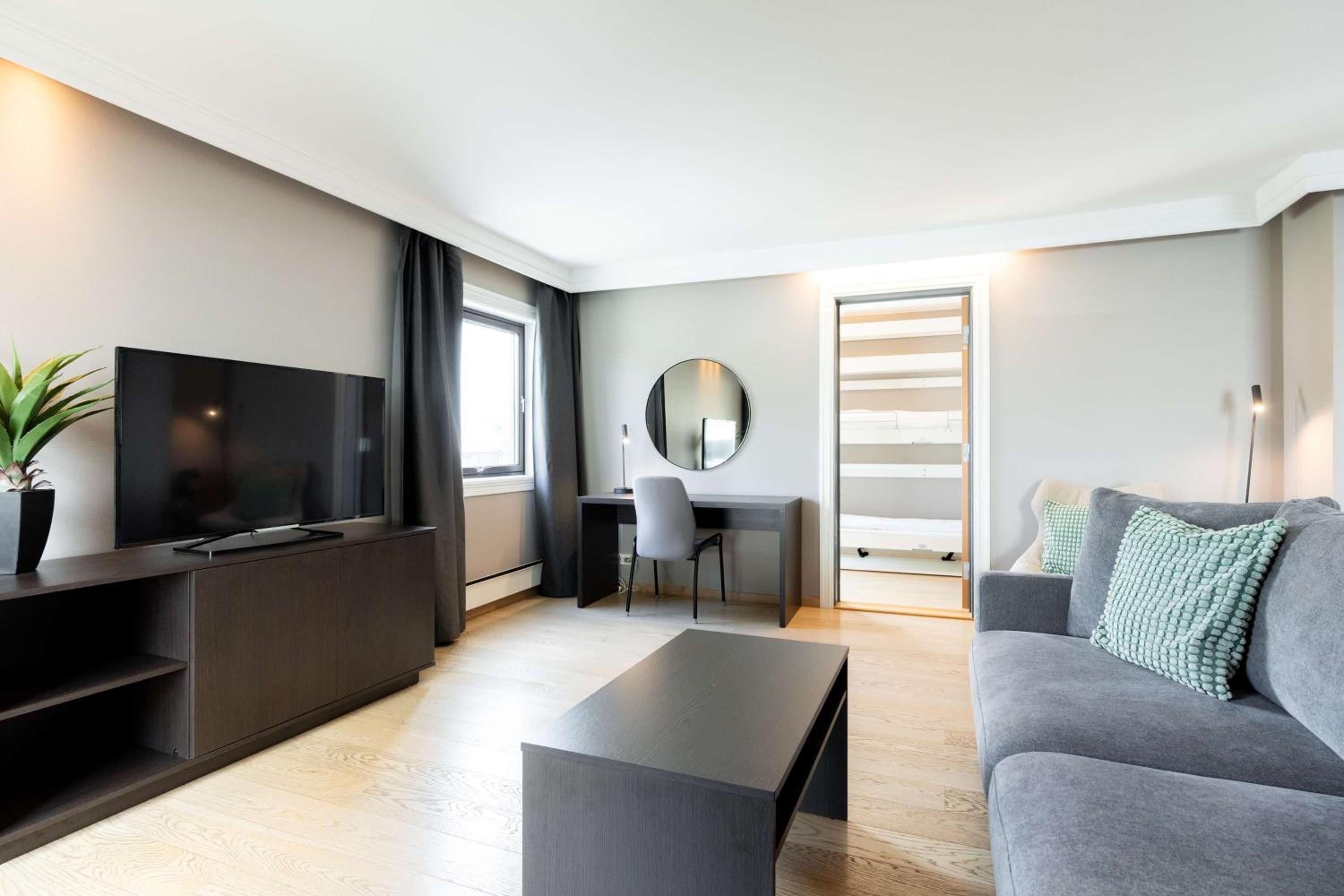 King Suite - Photo 9