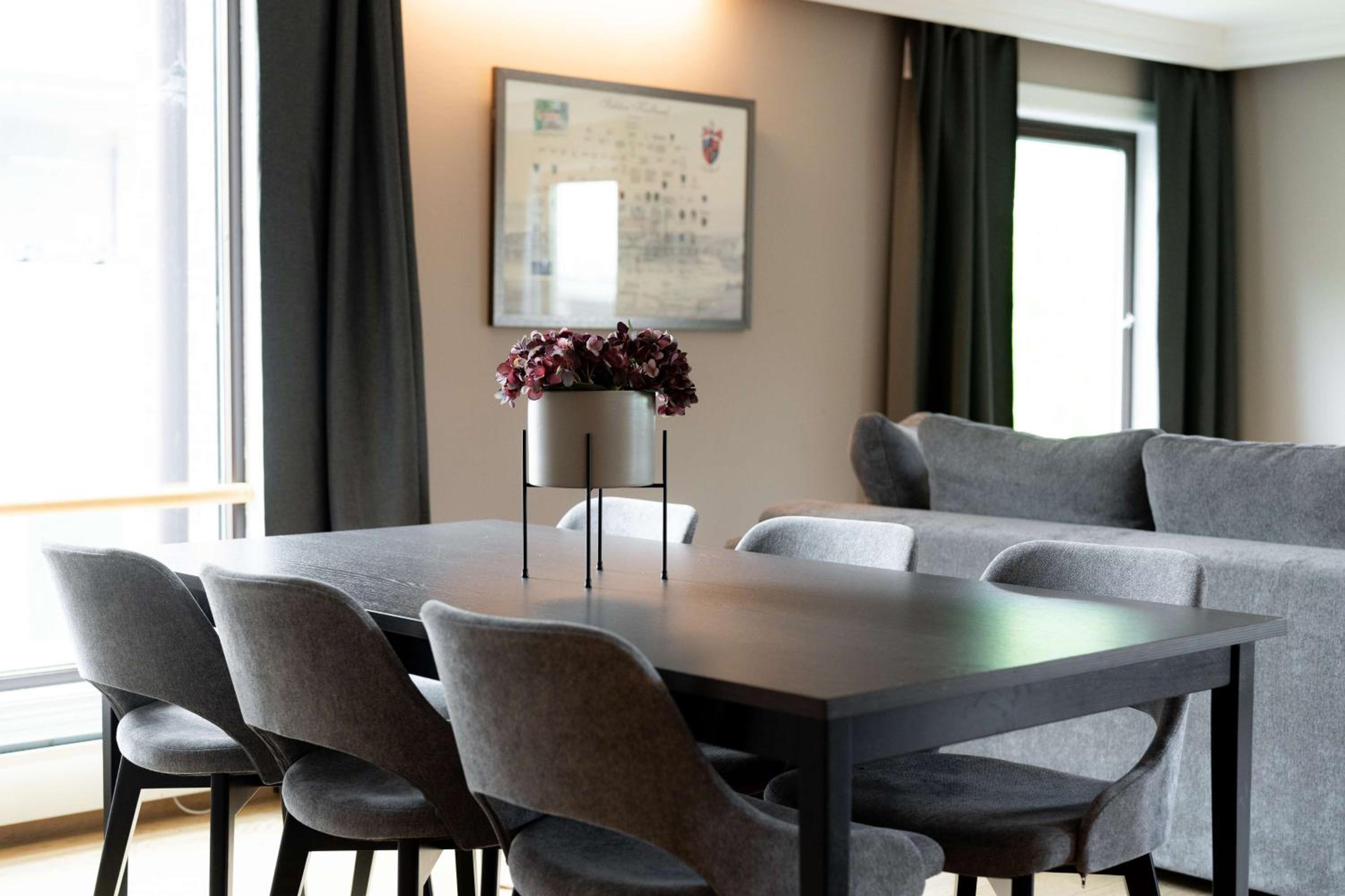 King Suite - Photo 6