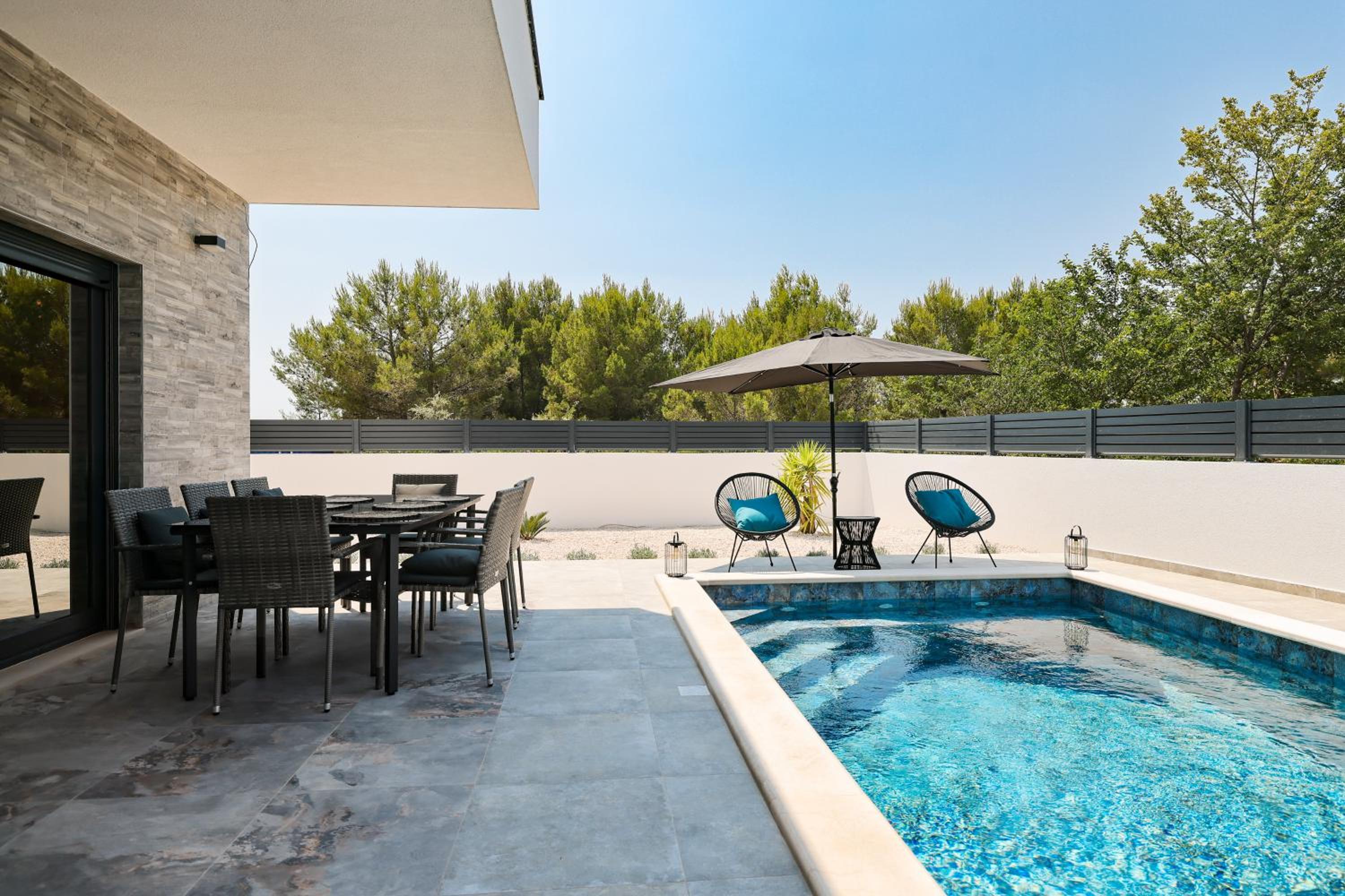 Three-Bedroom Villa photo 3