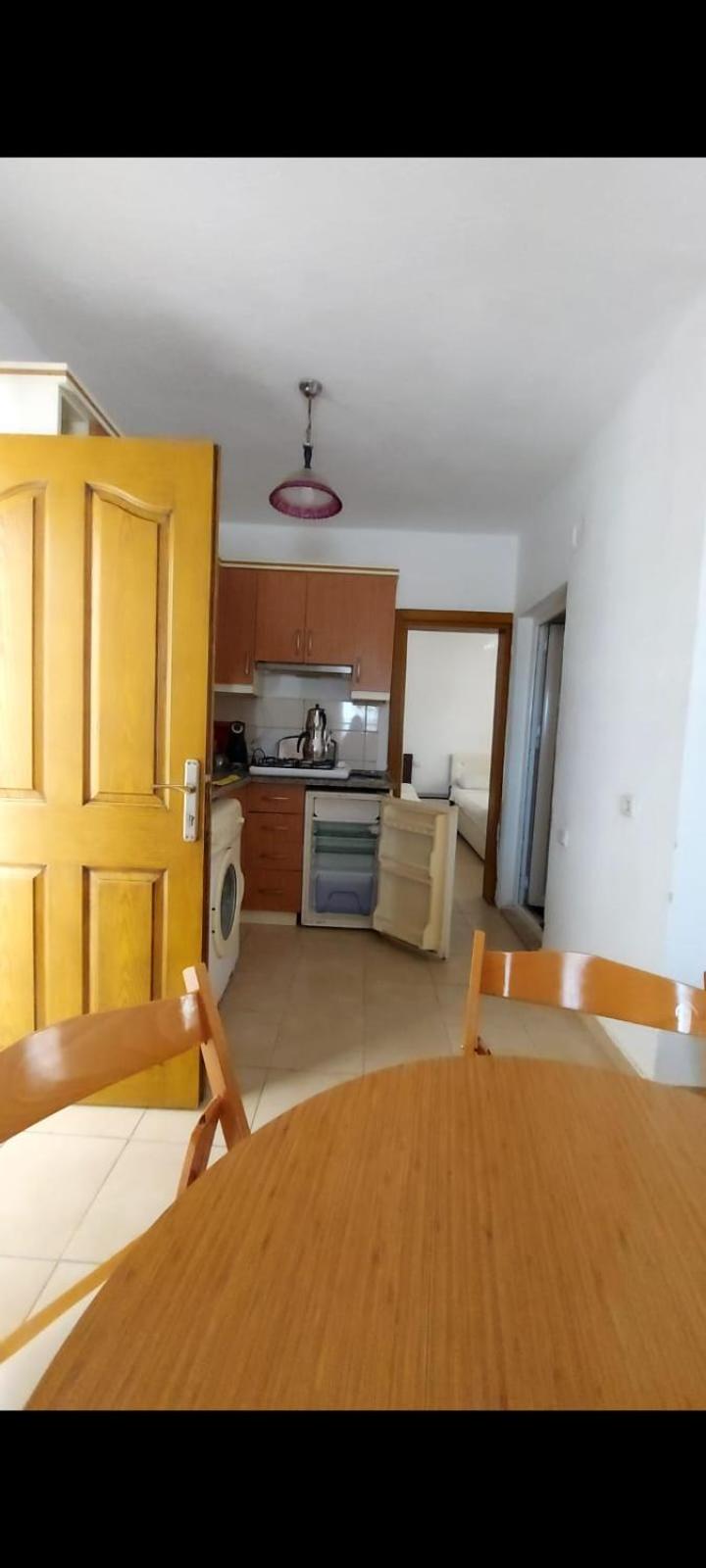 Apartment photo 2