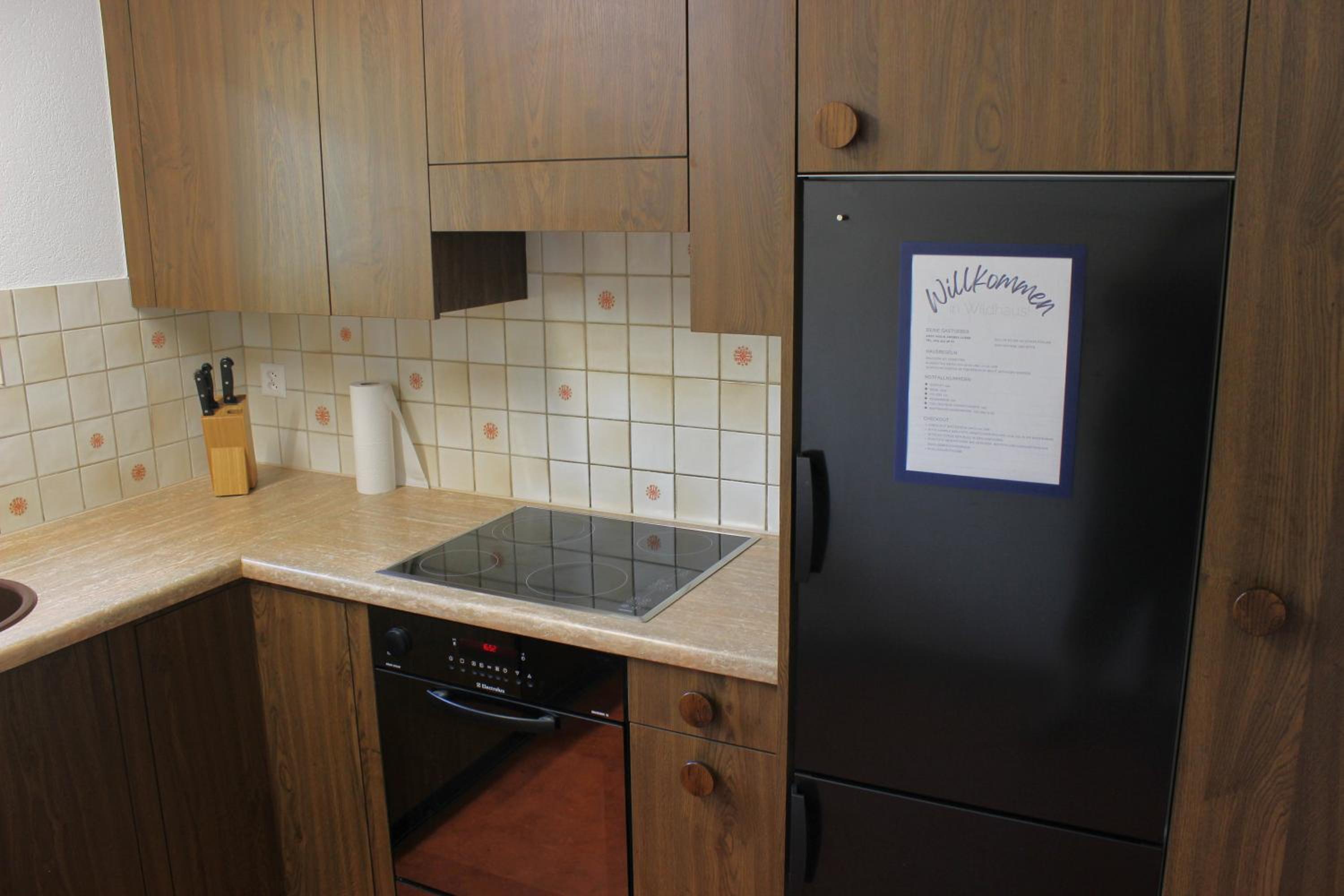 Two-Bedroom Apartment with Mountain View photo 3