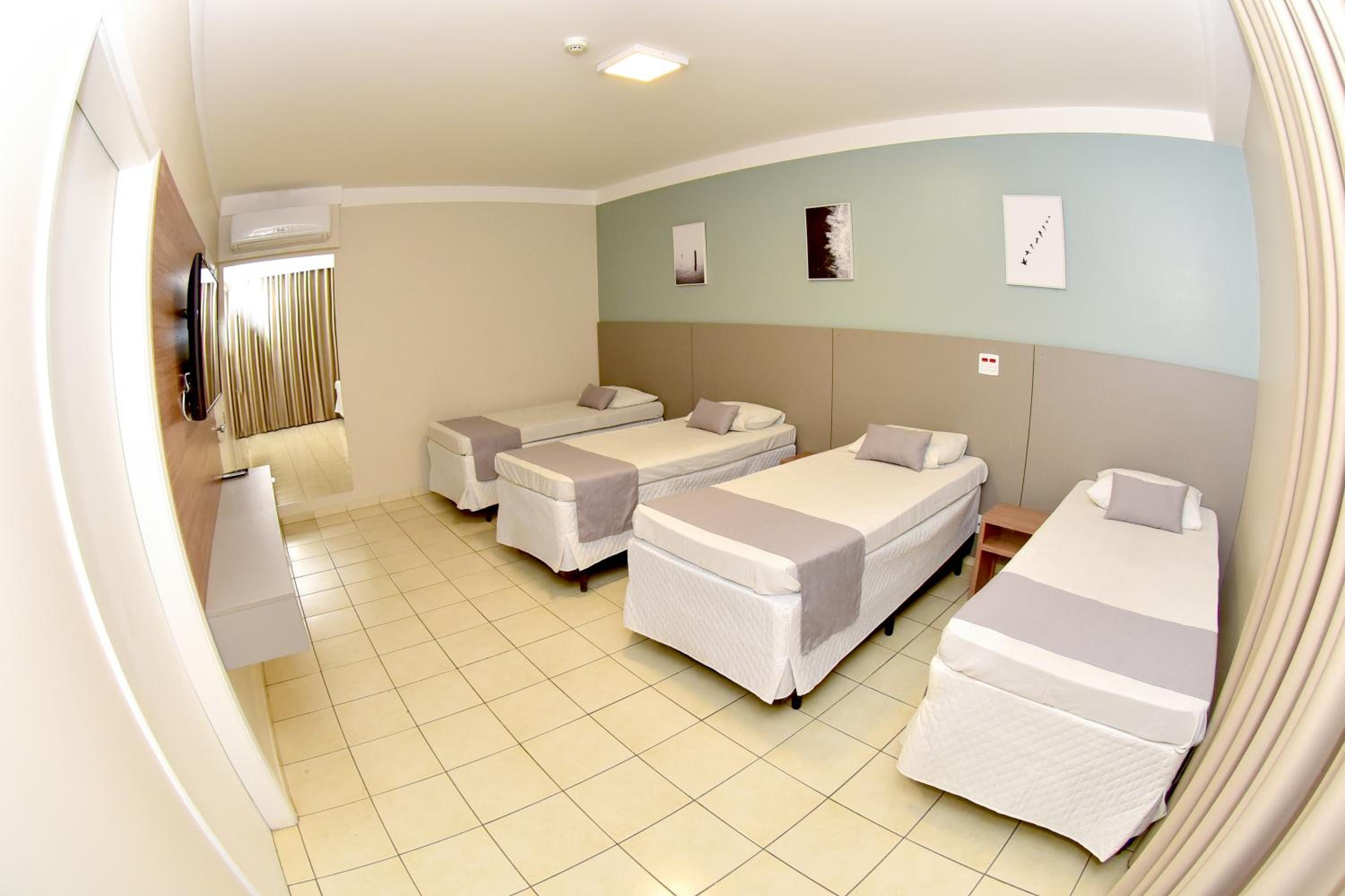 Deluxe Quadruple Room photo 2