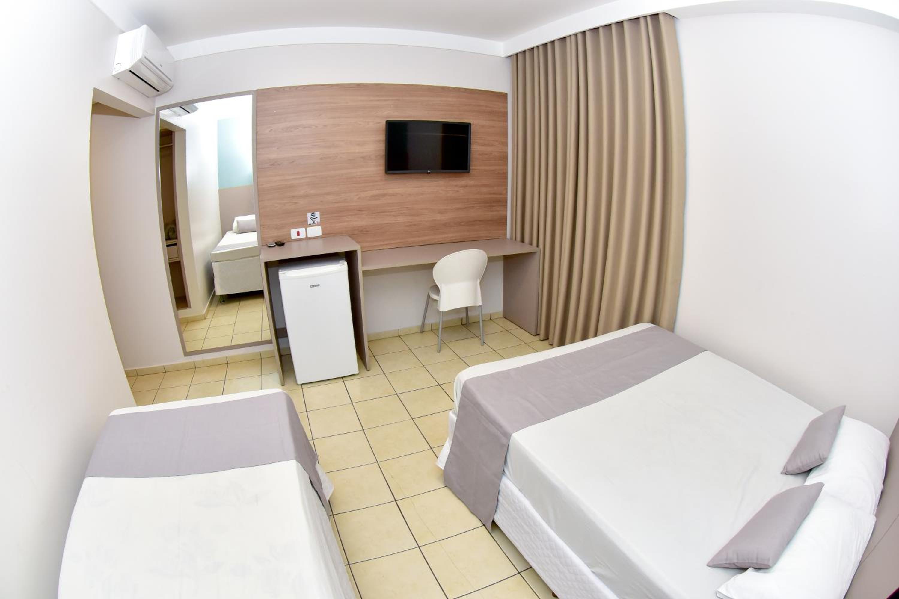 Superior Triple Room photo 3
