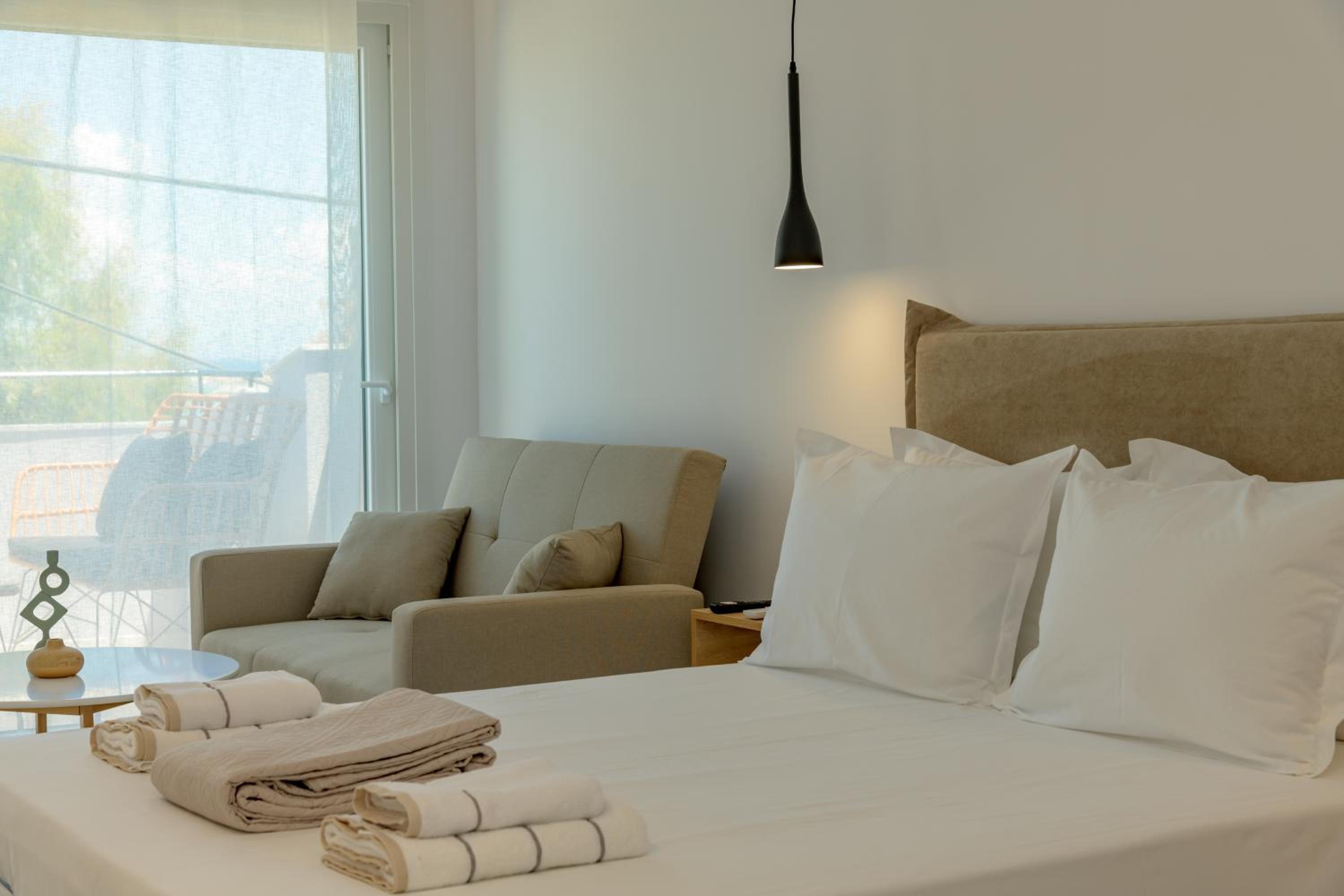 Deluxe Suite with Sea View