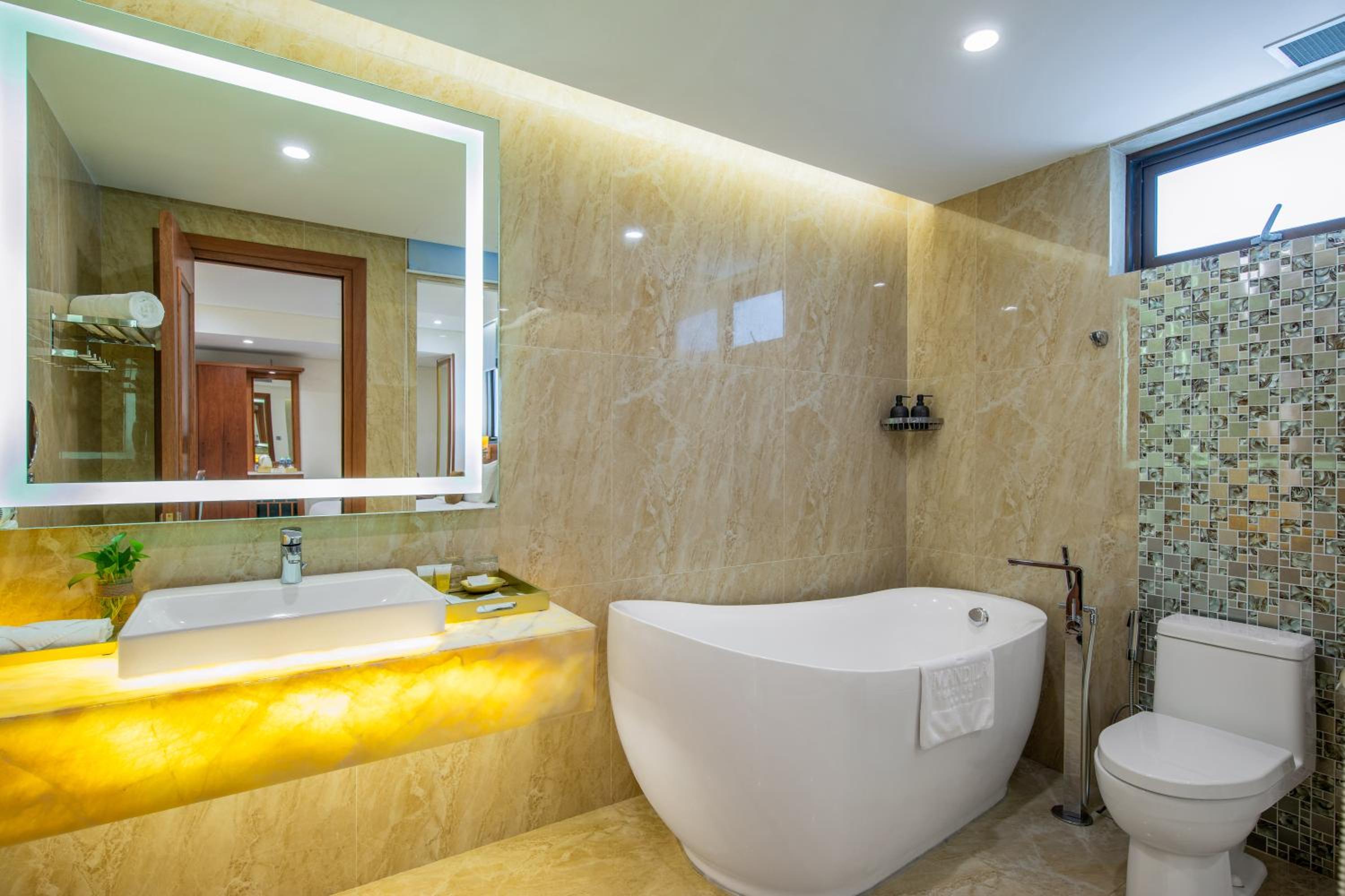 Deluxe Twin Room photo 2