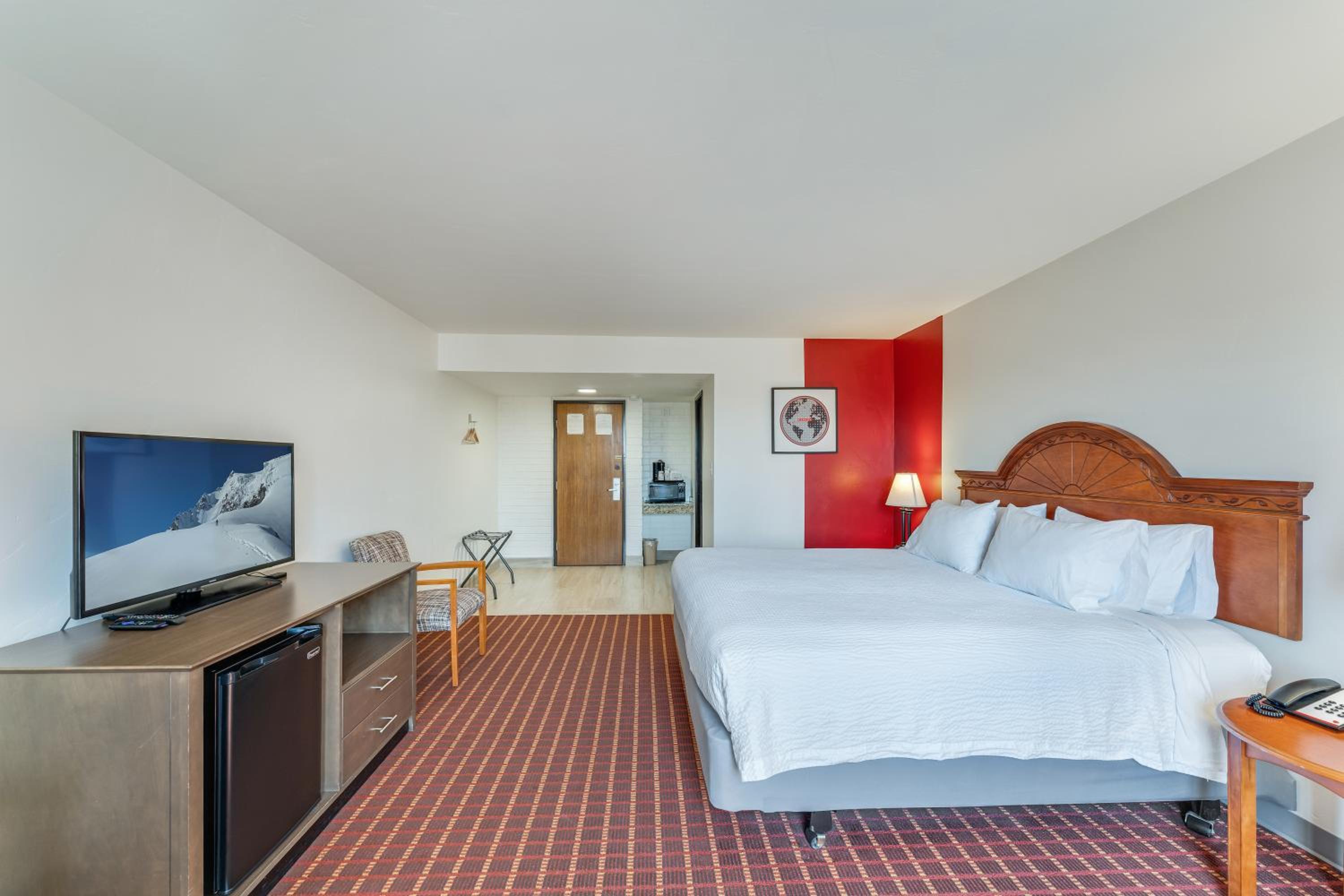 King Room - Non-Smoking - Photo 3