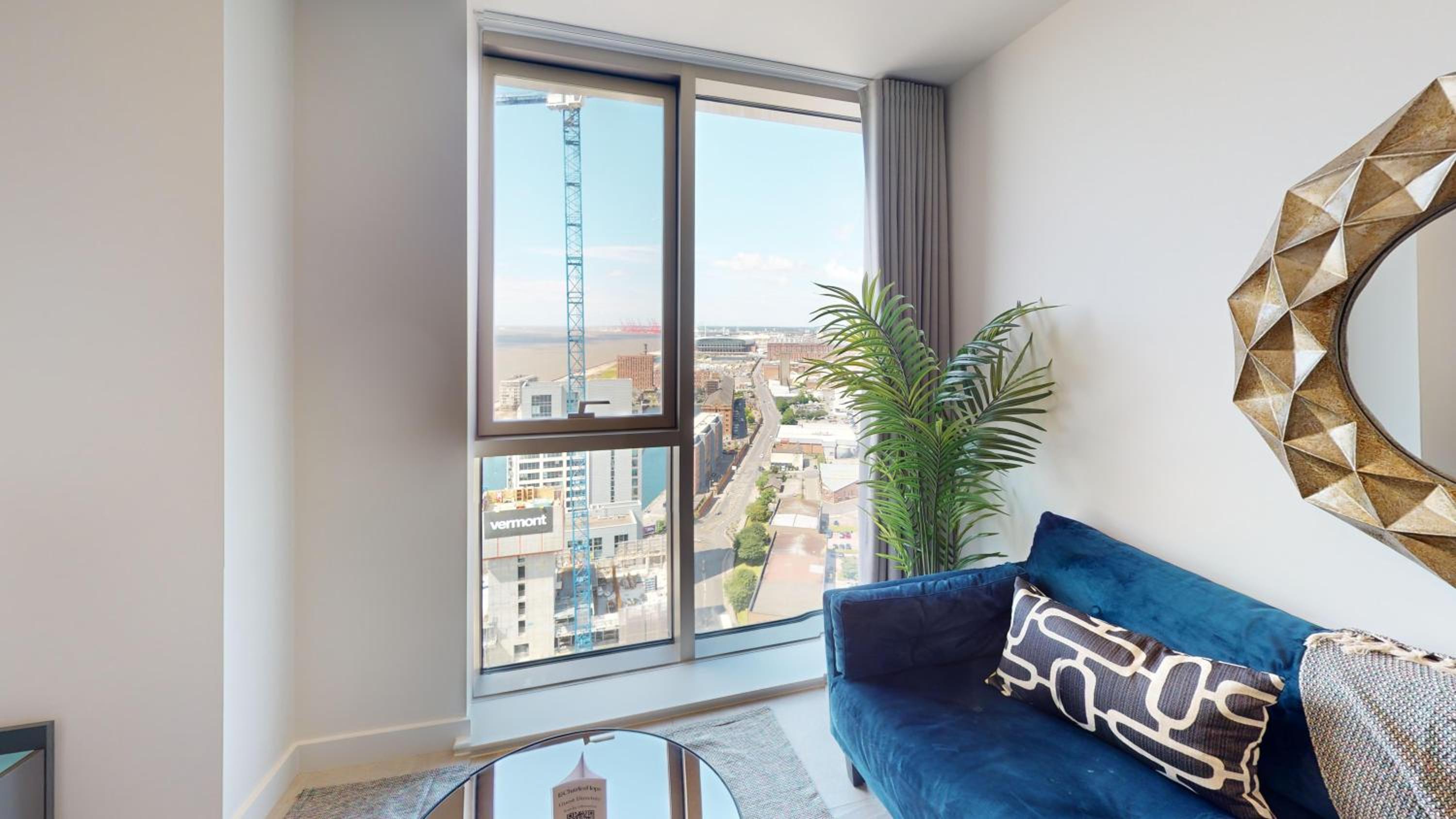 One Bedroom Apartment - Photo 2