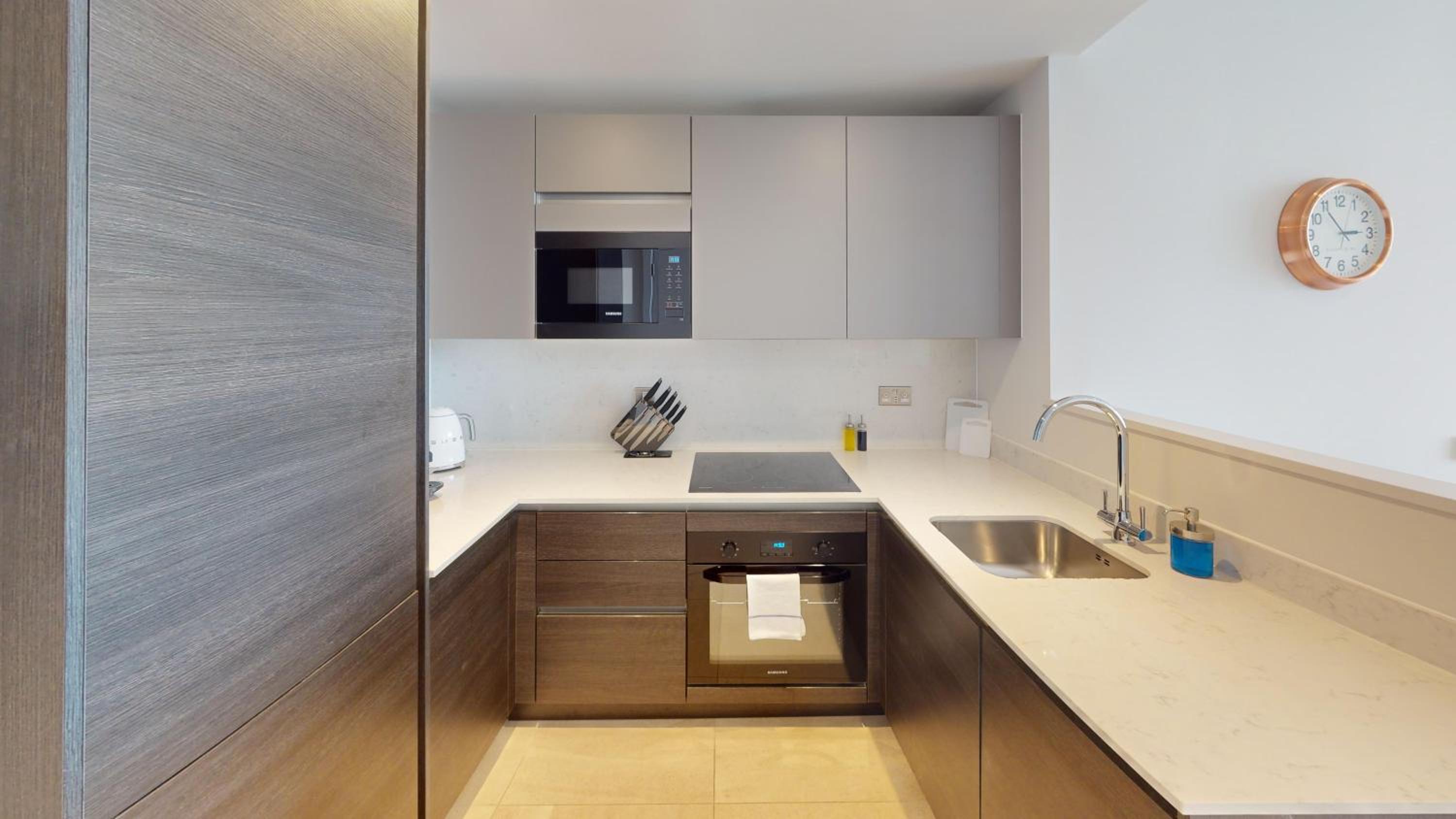 Two Bedroom Apartment  - Photo 5