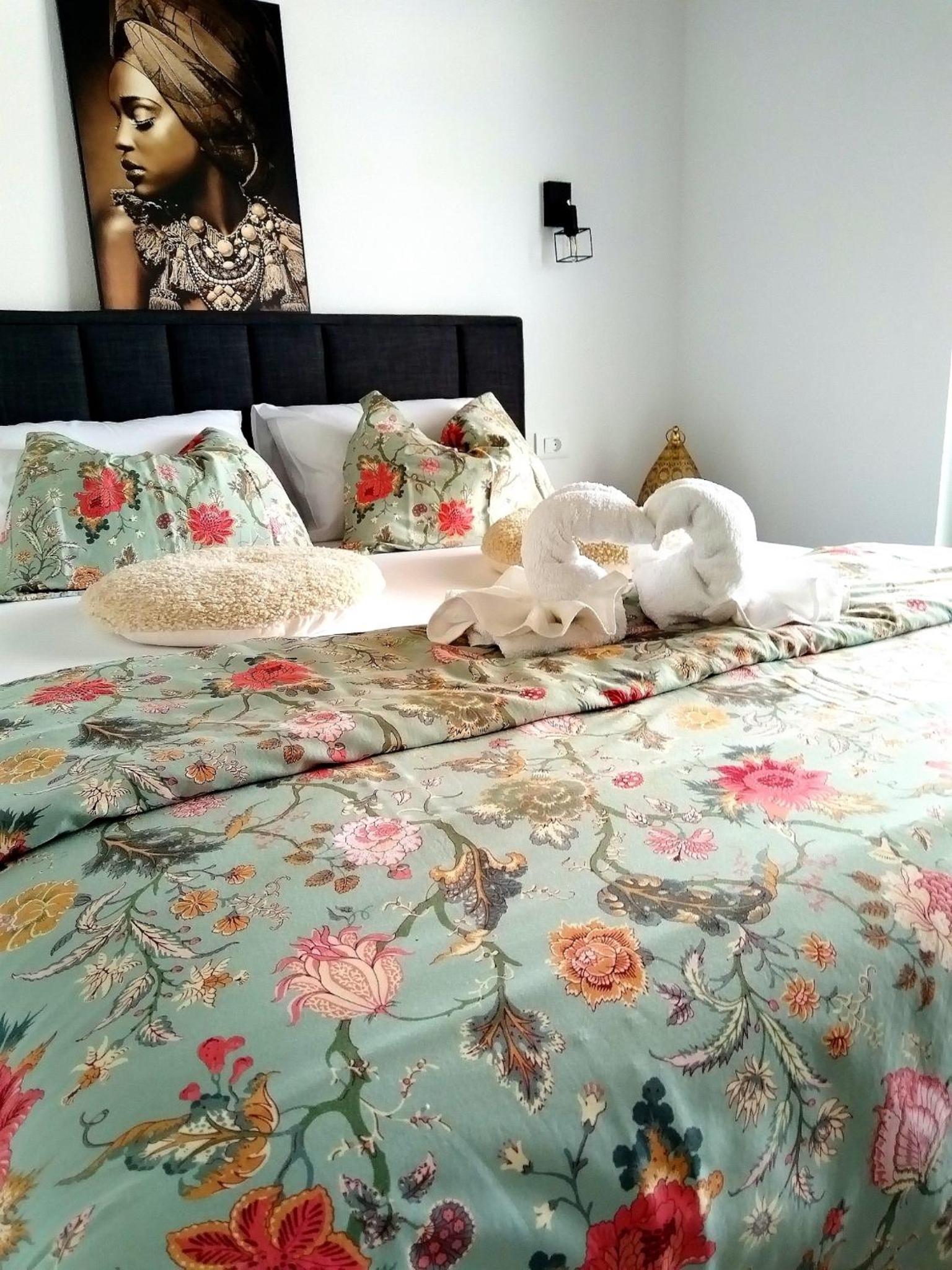 Two-Bedroom Studio Apartment photo 1