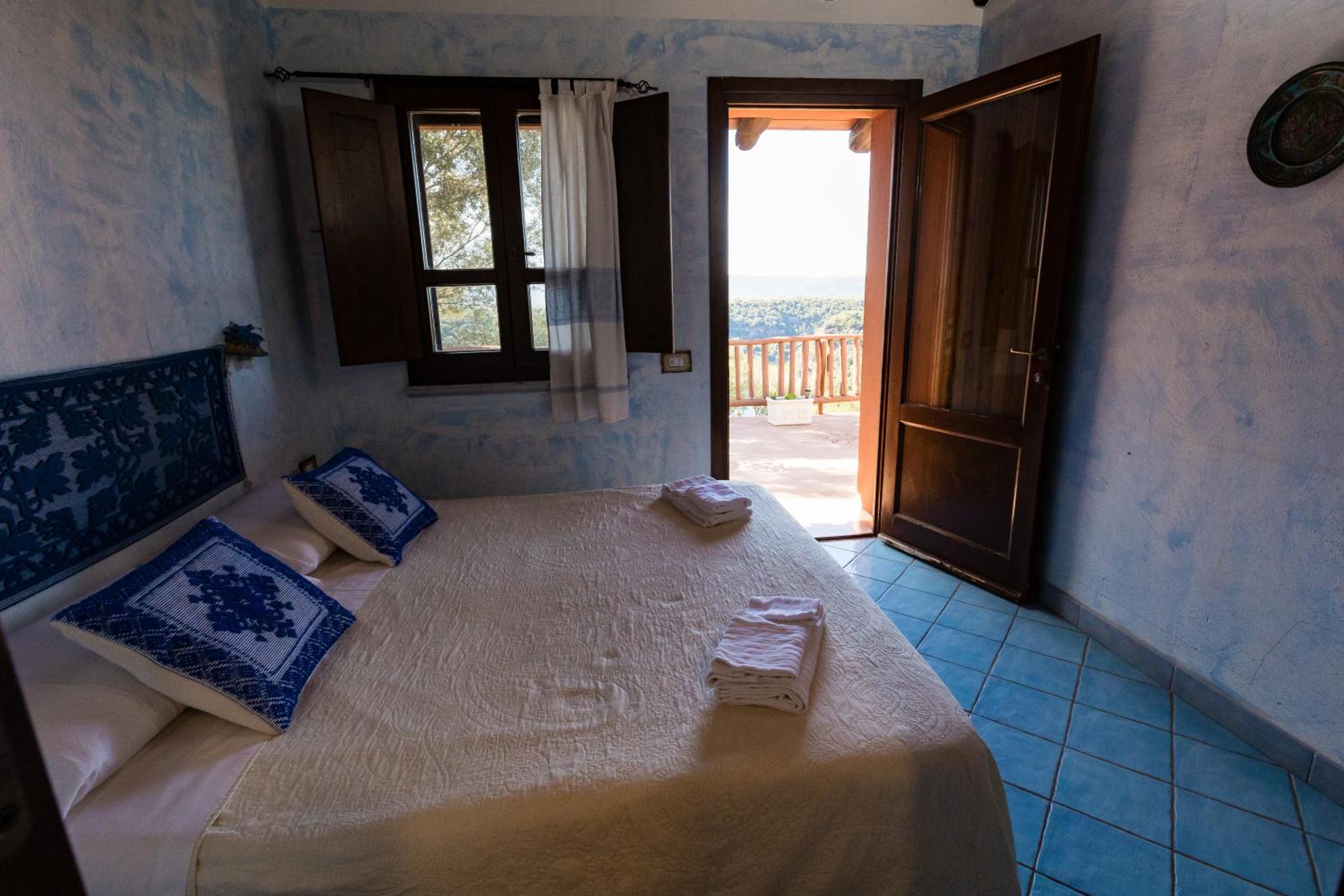 Double Room with Lake View photo 2
