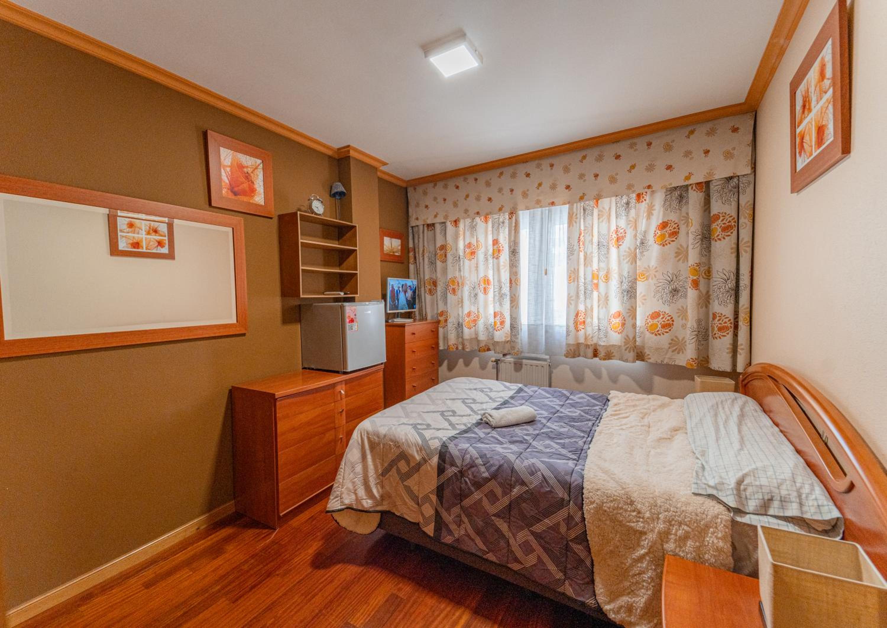 Habitación doble con baño compartido
