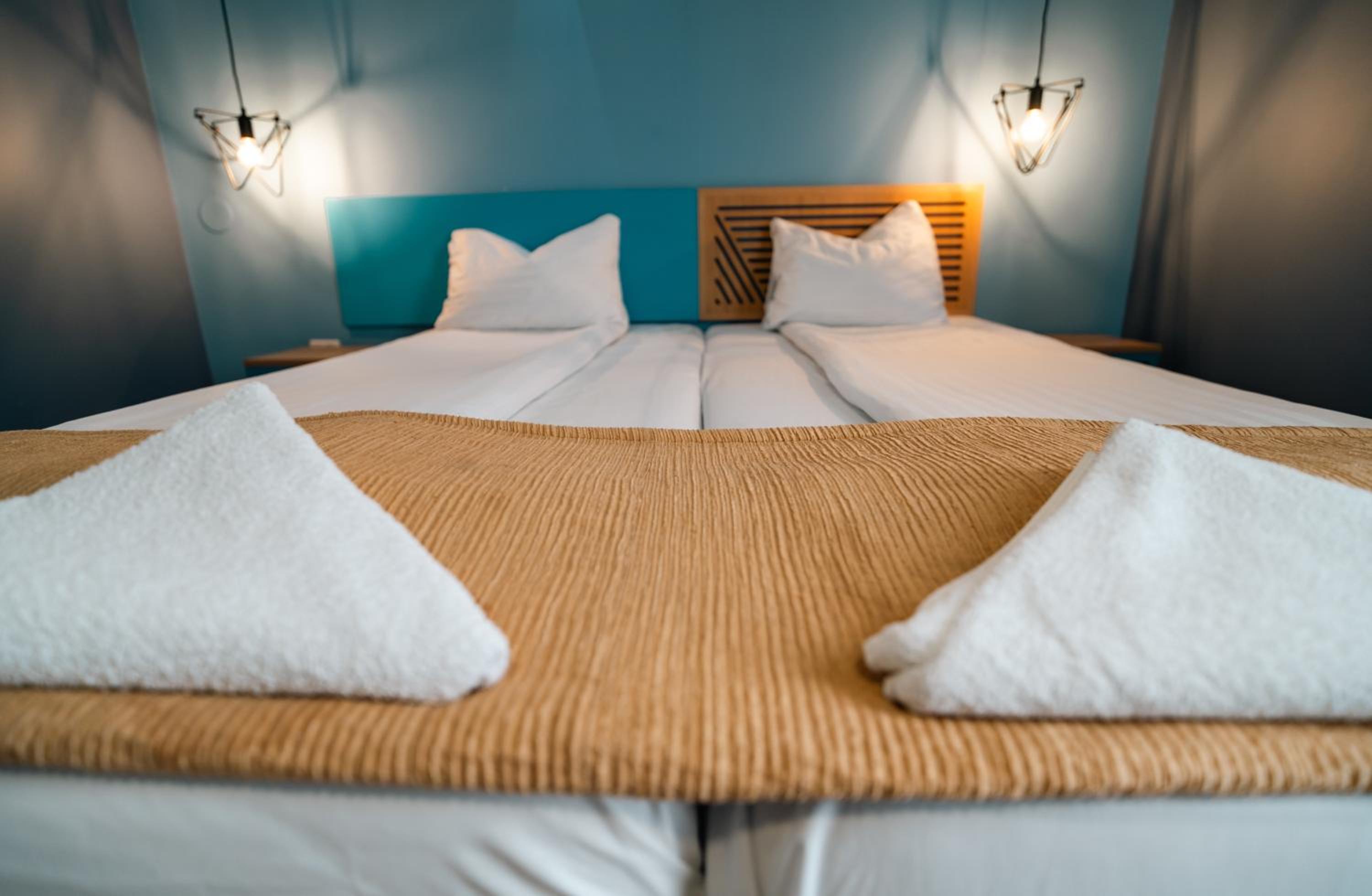 Double Room - Photo 8
