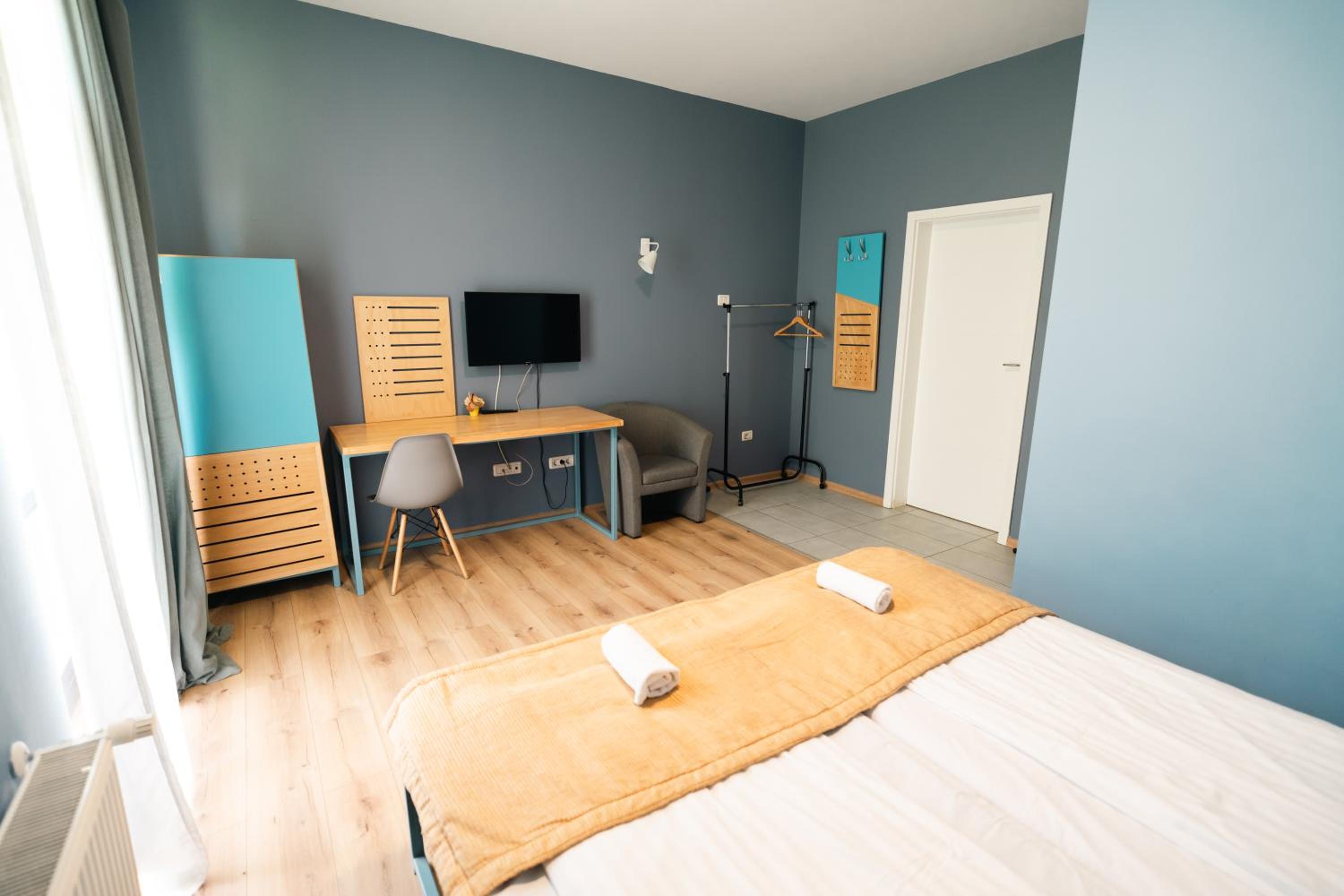 Double Room - Photo 10
