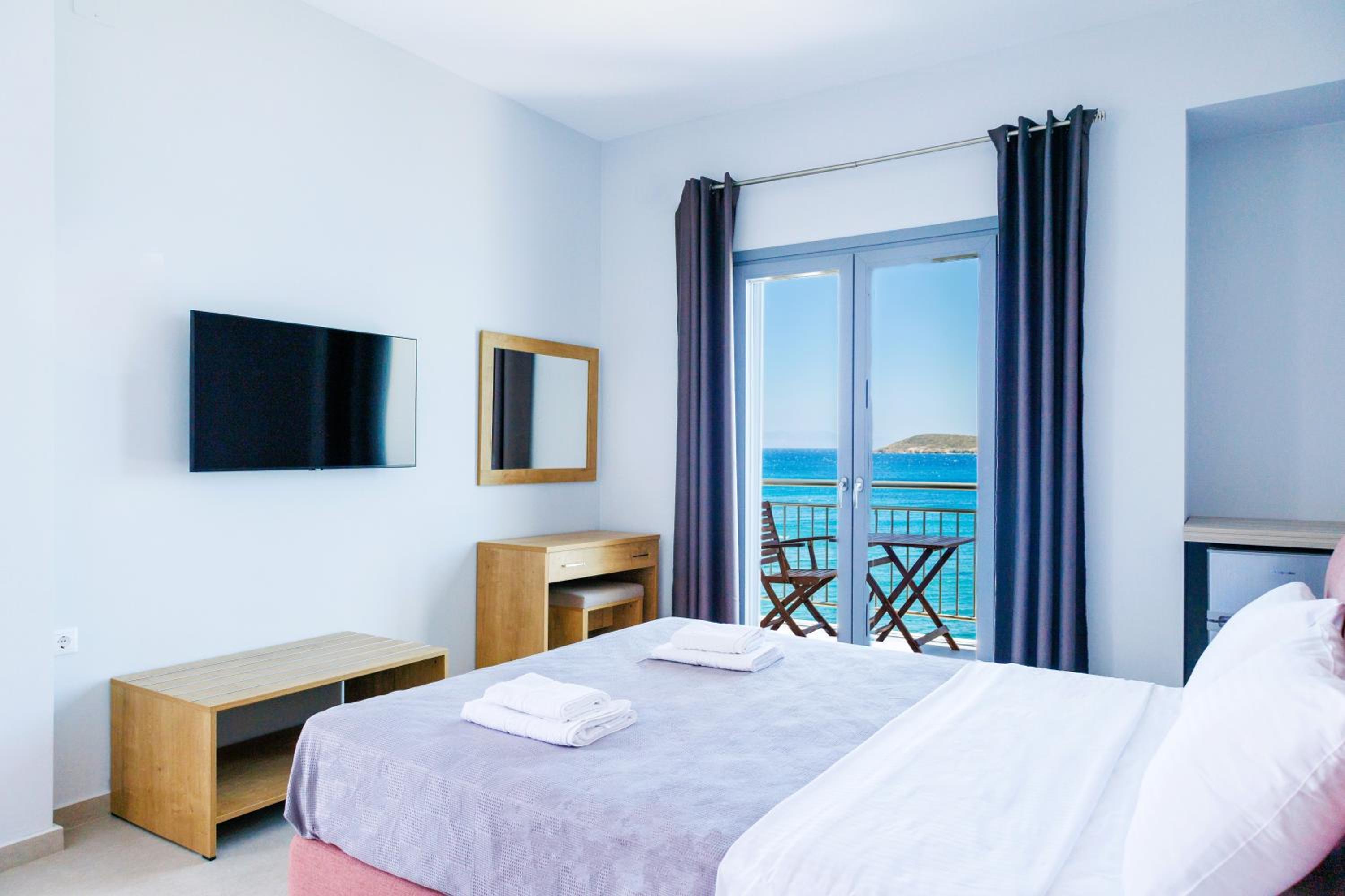 Double Room with Balcony and Sea View