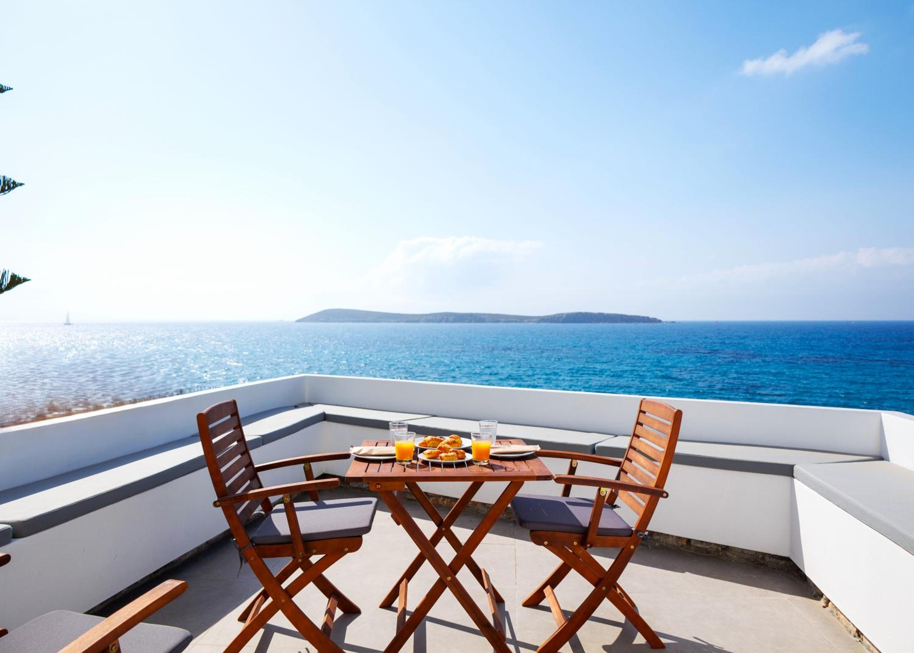 Double Room with Balcony and Sea View photo 3