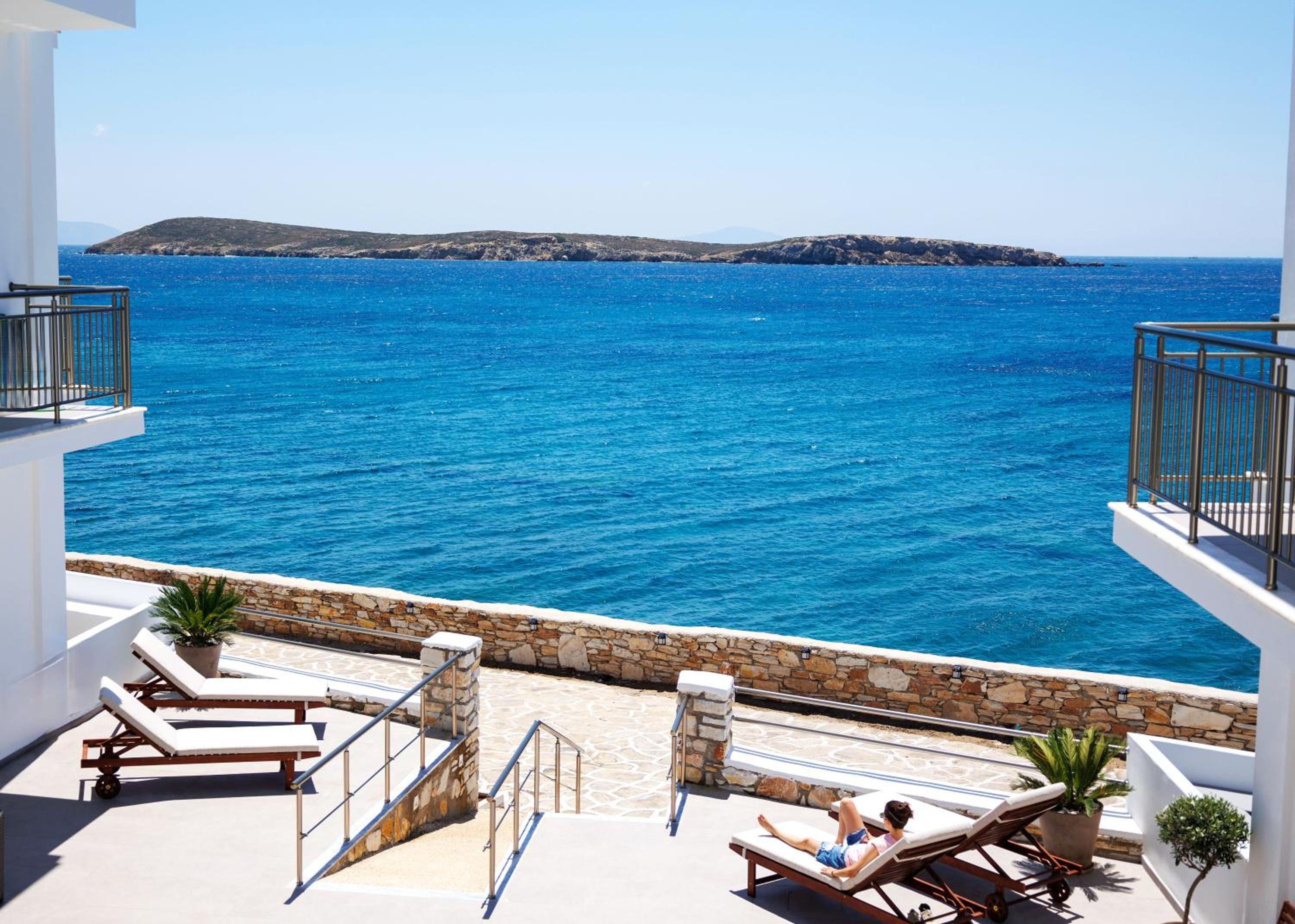 Double Room with Balcony and Partial Sea View photo 3