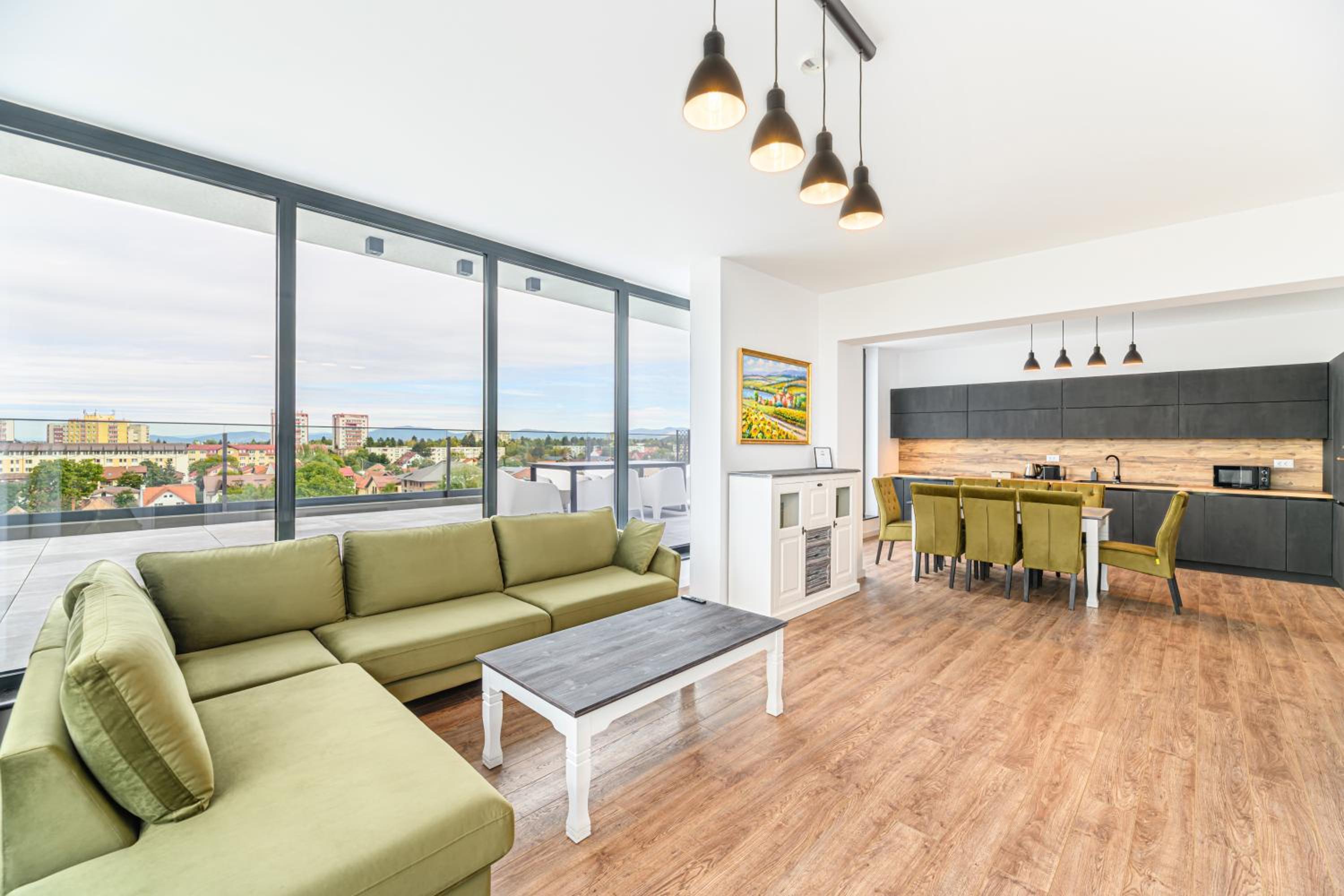 Three Bedroom Penthouse Apartment photo 2