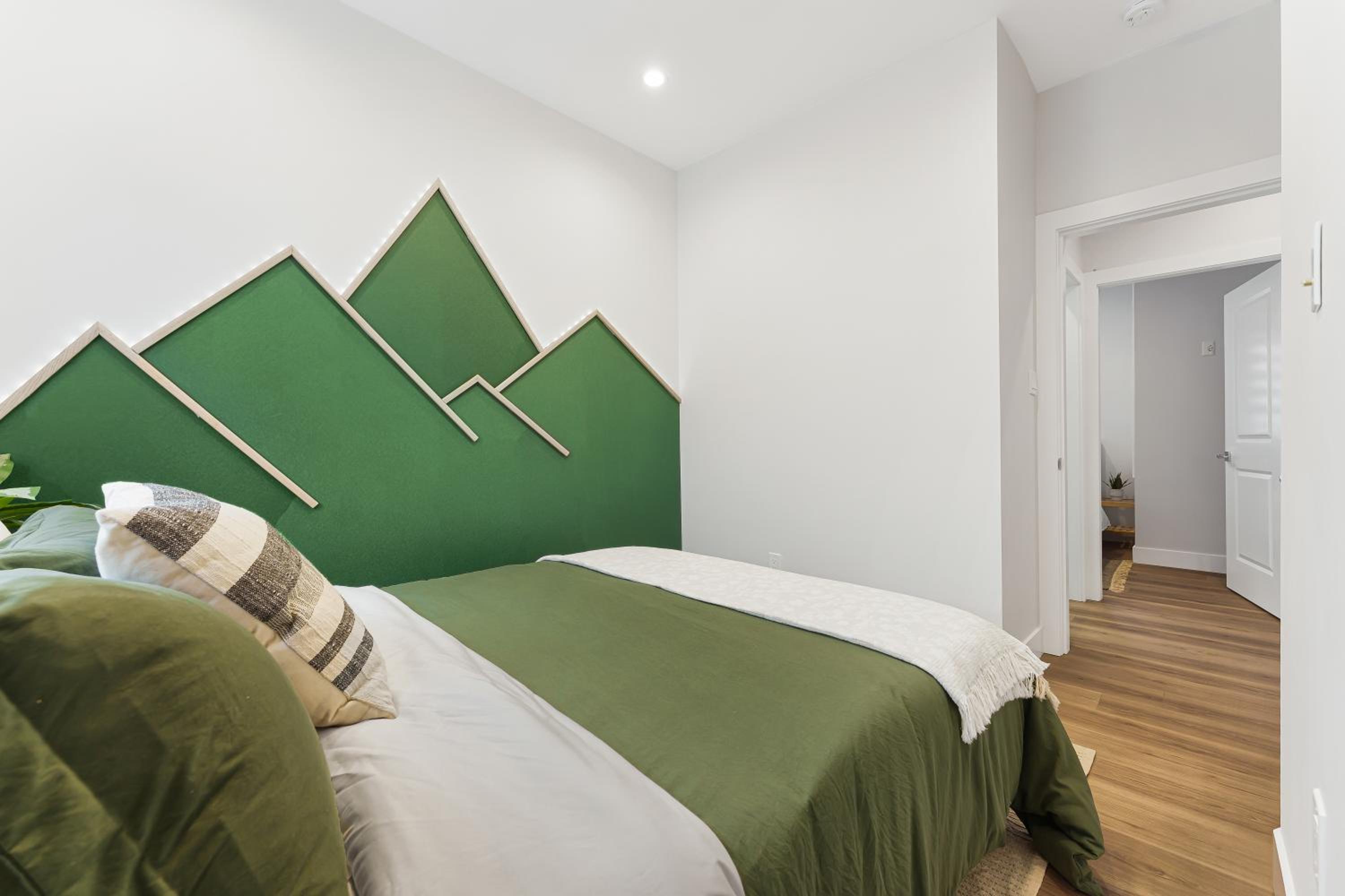 Deluxe Queen Room photo 2
