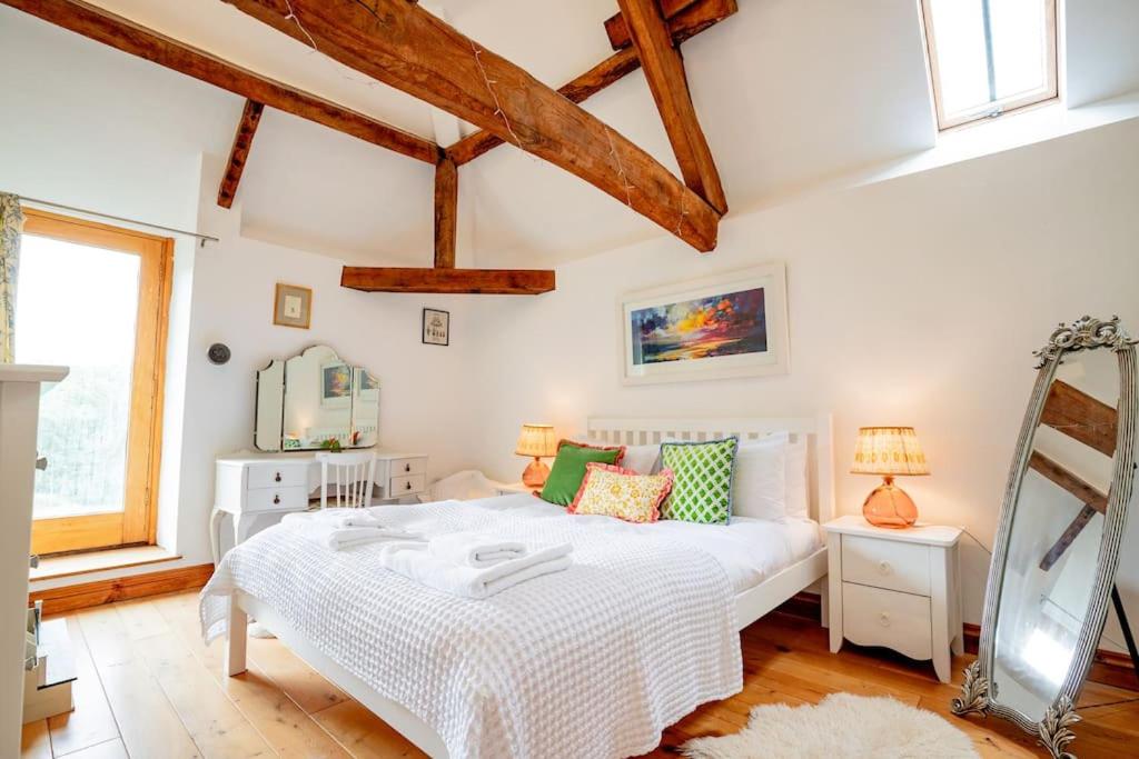 Four-Bedroom House photo 1