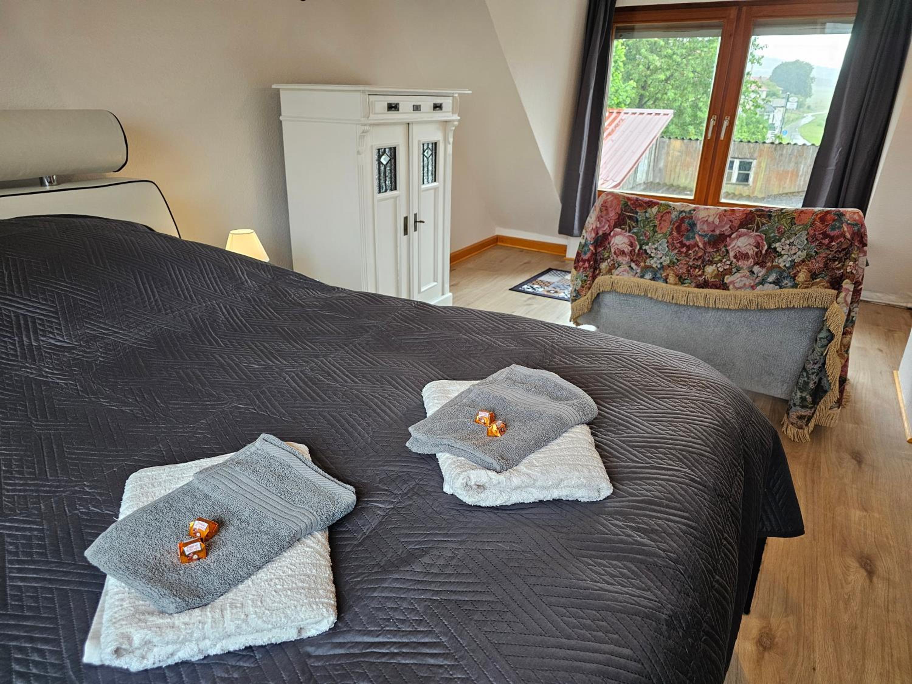 One-Bedroom Apartment with River View photo 1