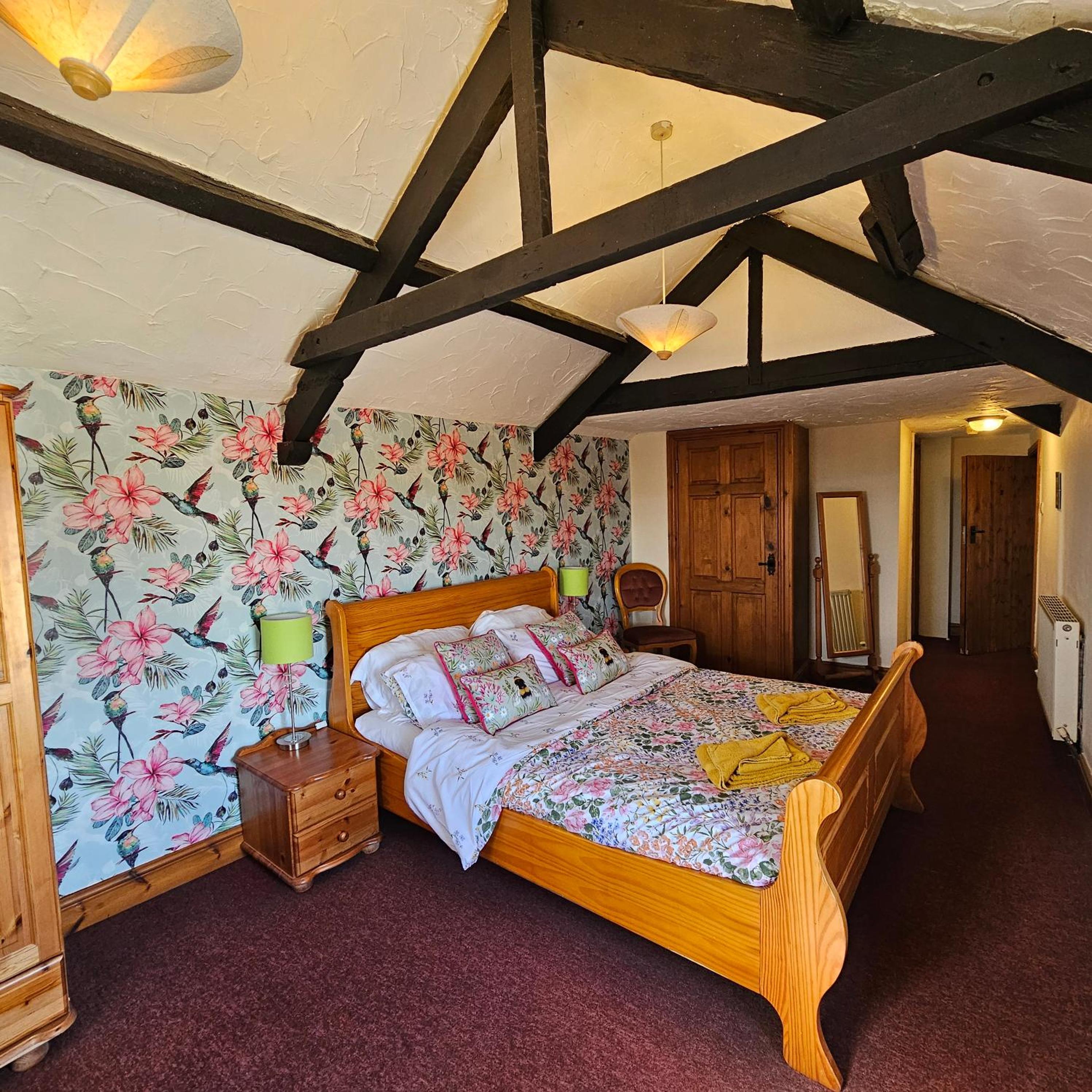 Deluxe Double Room - Photo 7
