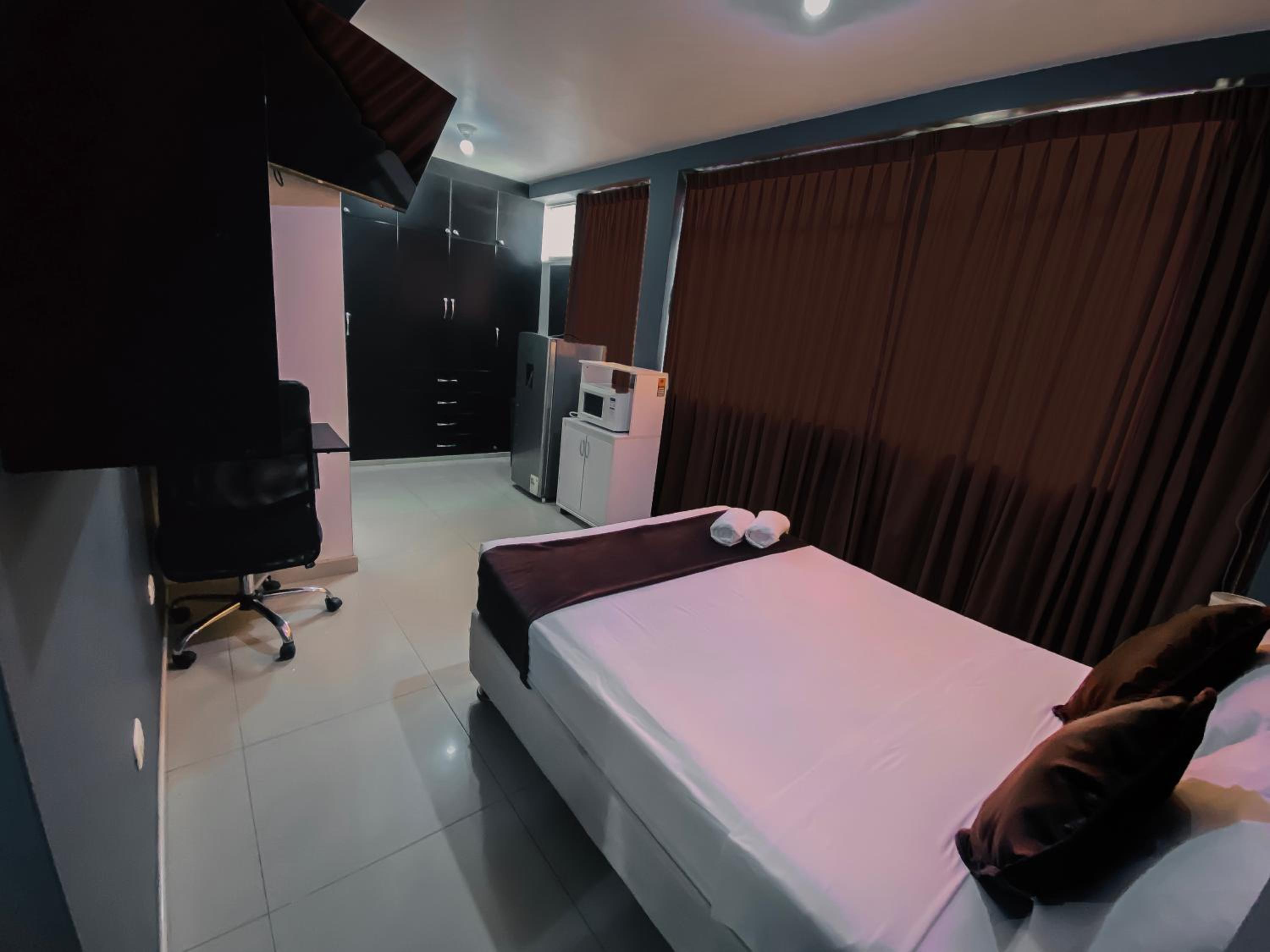 Deluxe Room (2 Adults + 1 Child) photo 3