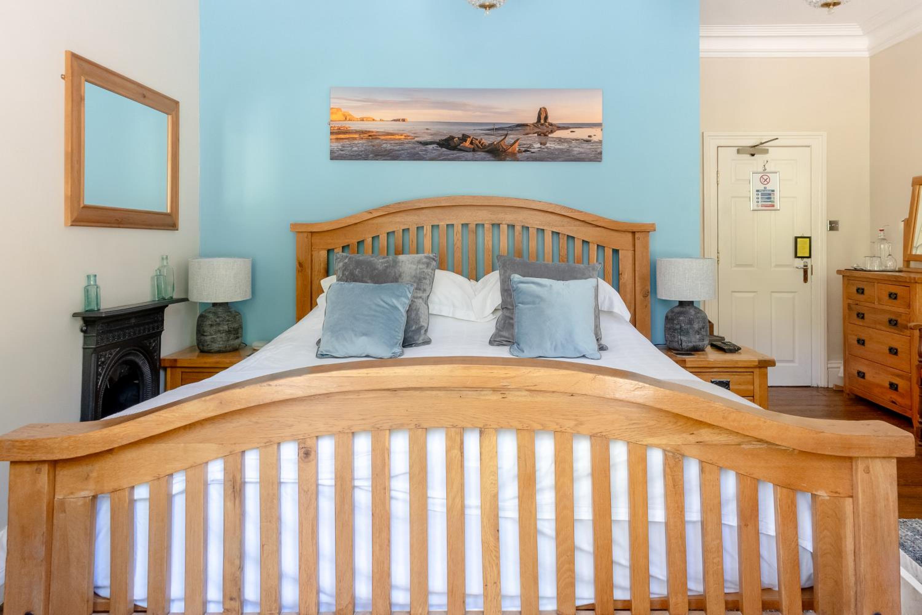 Deluxe King Room photo 3