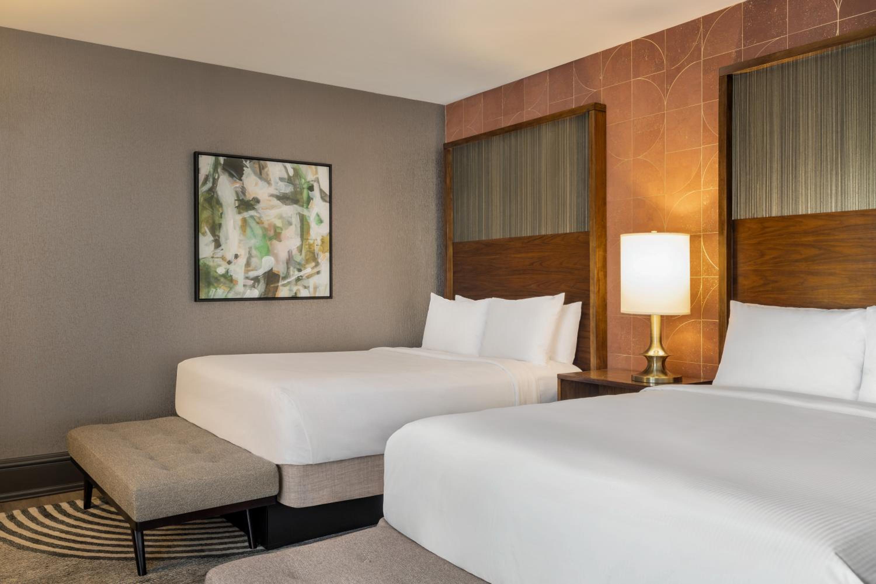 Double Room with Two Double Beds - Hearing Access - Photo 3