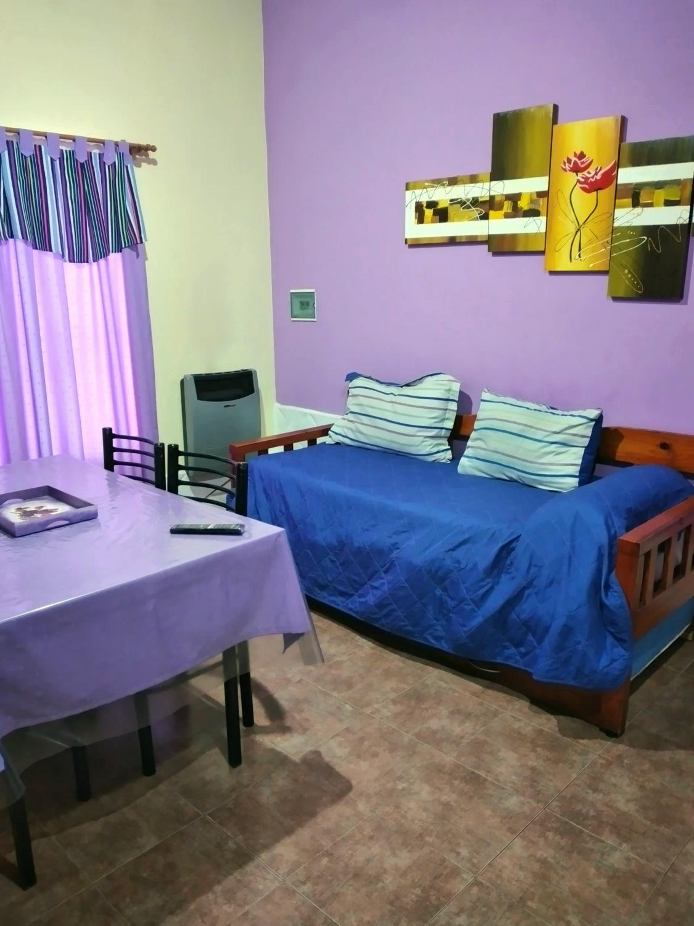 One-Bedroom Apartment photo 1