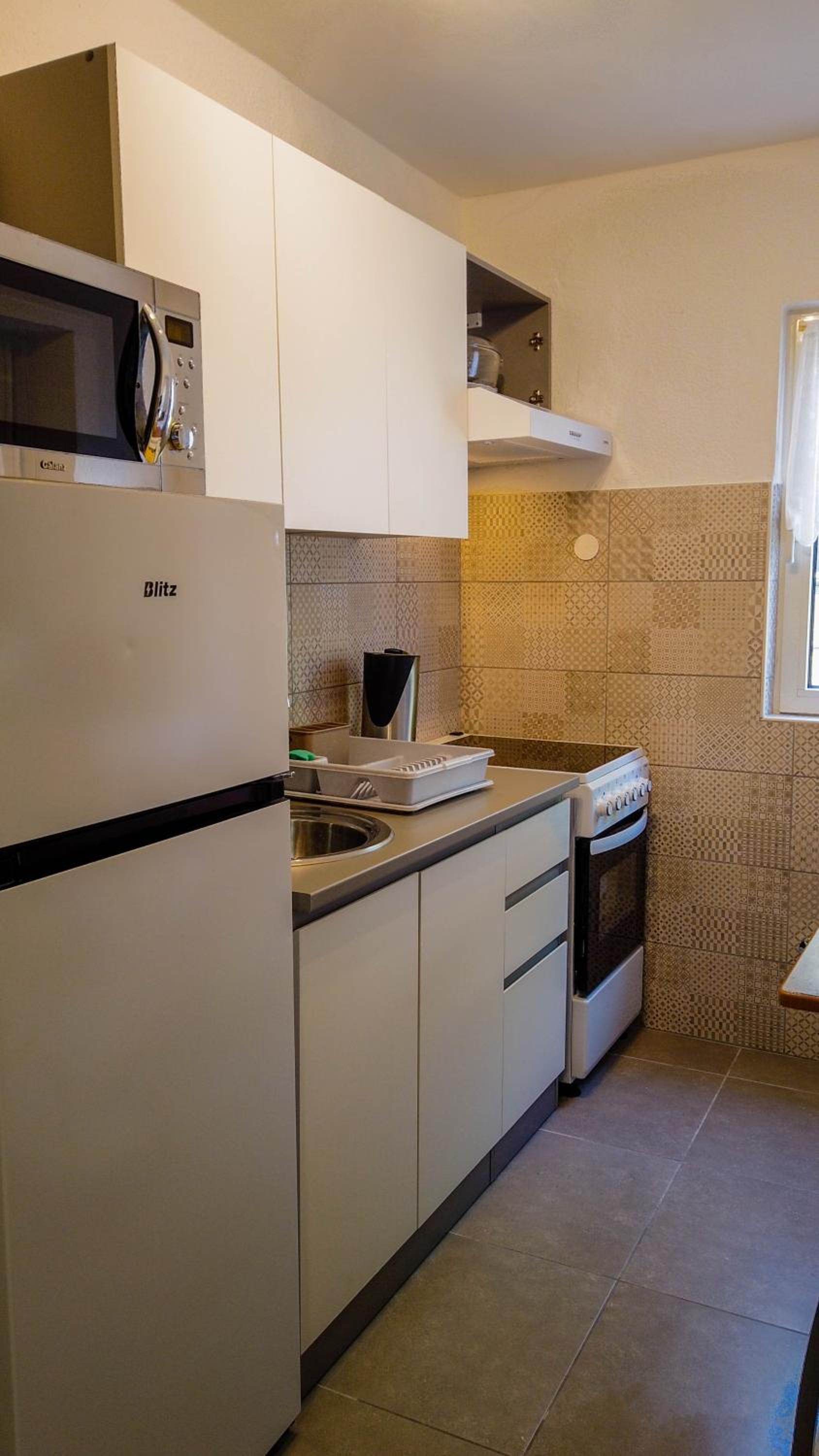 Apartment with Garden View - Photo 22