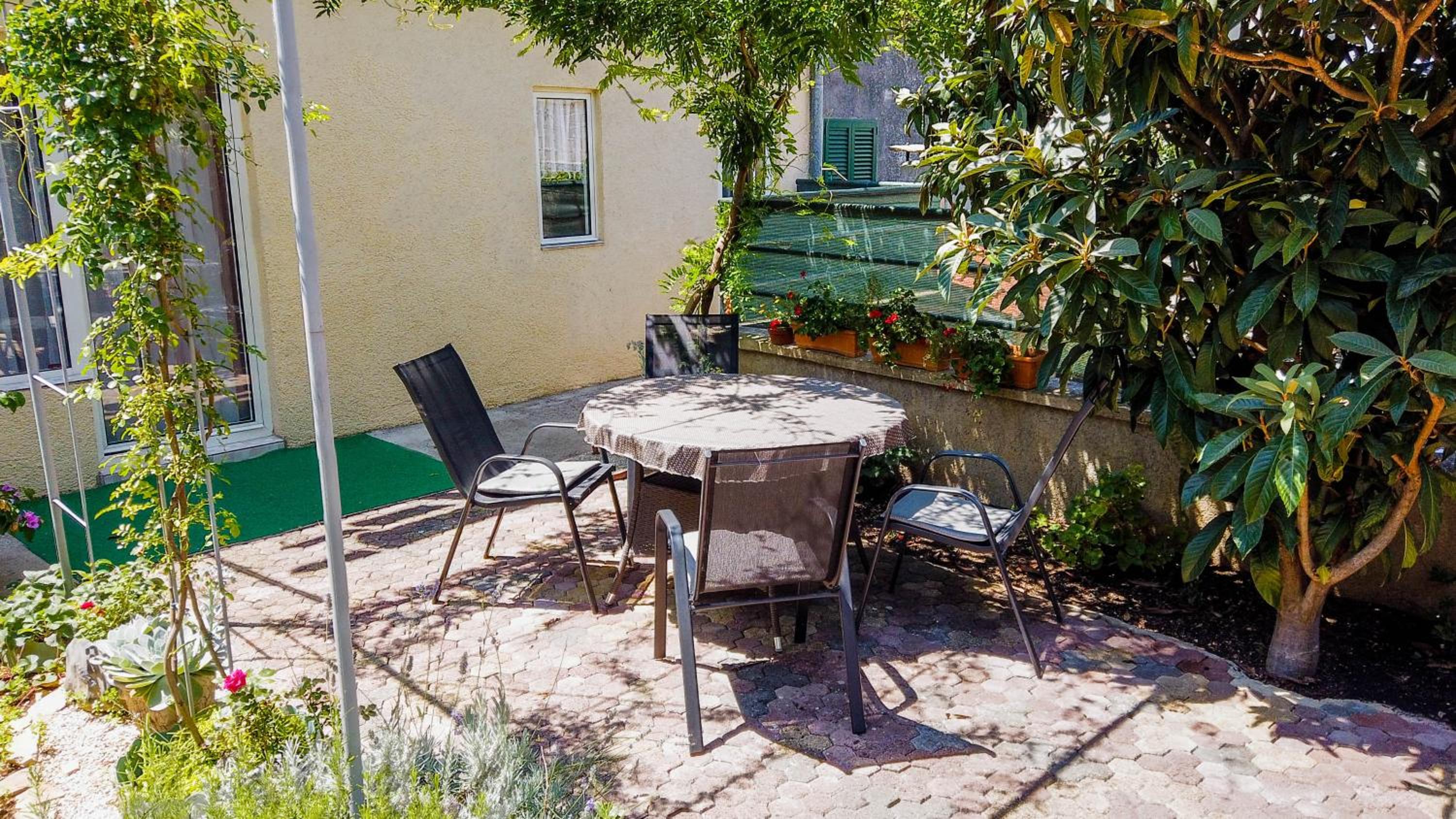 Apartment with Garden View - Photo 13