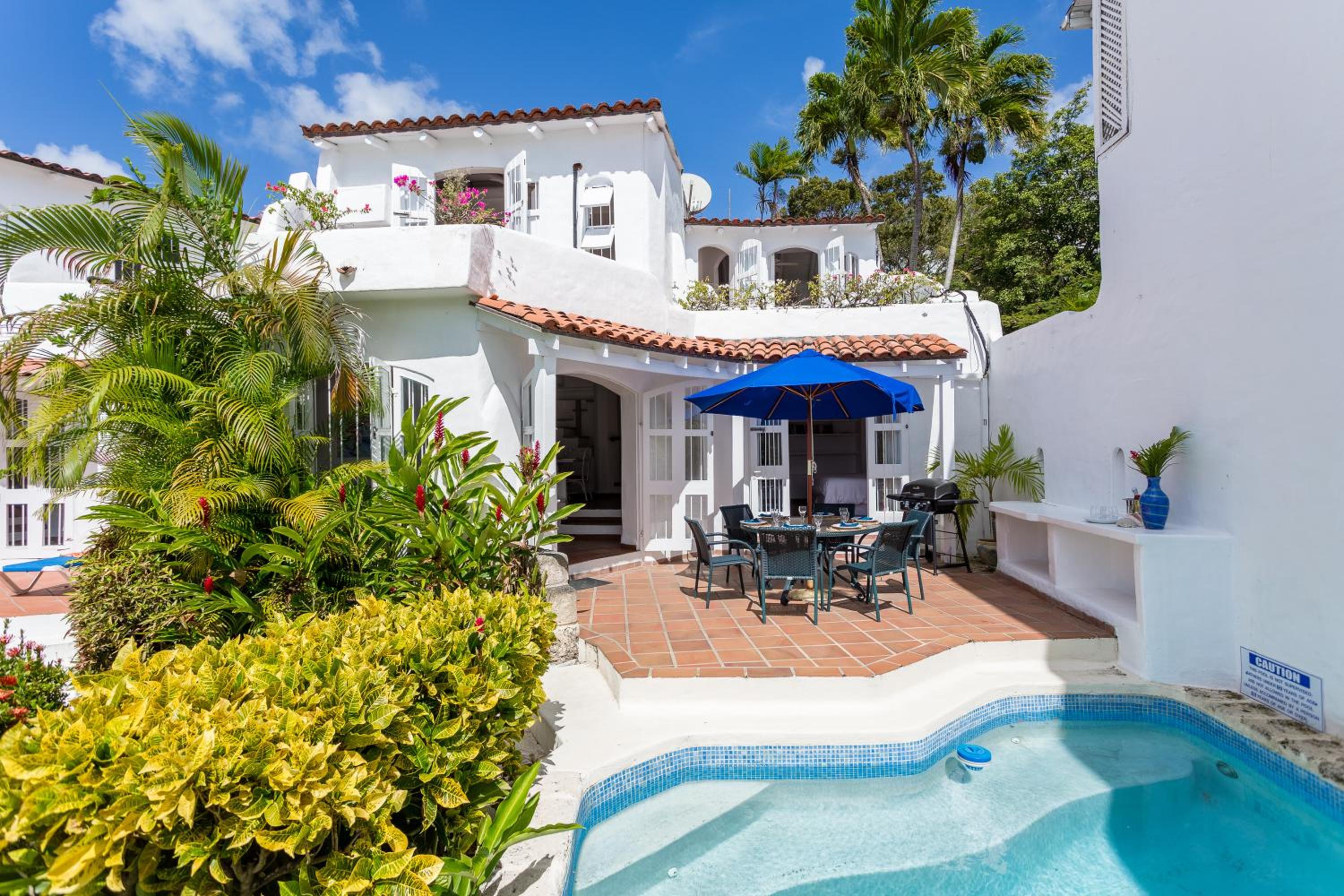 Villa - Beach Front photo 2