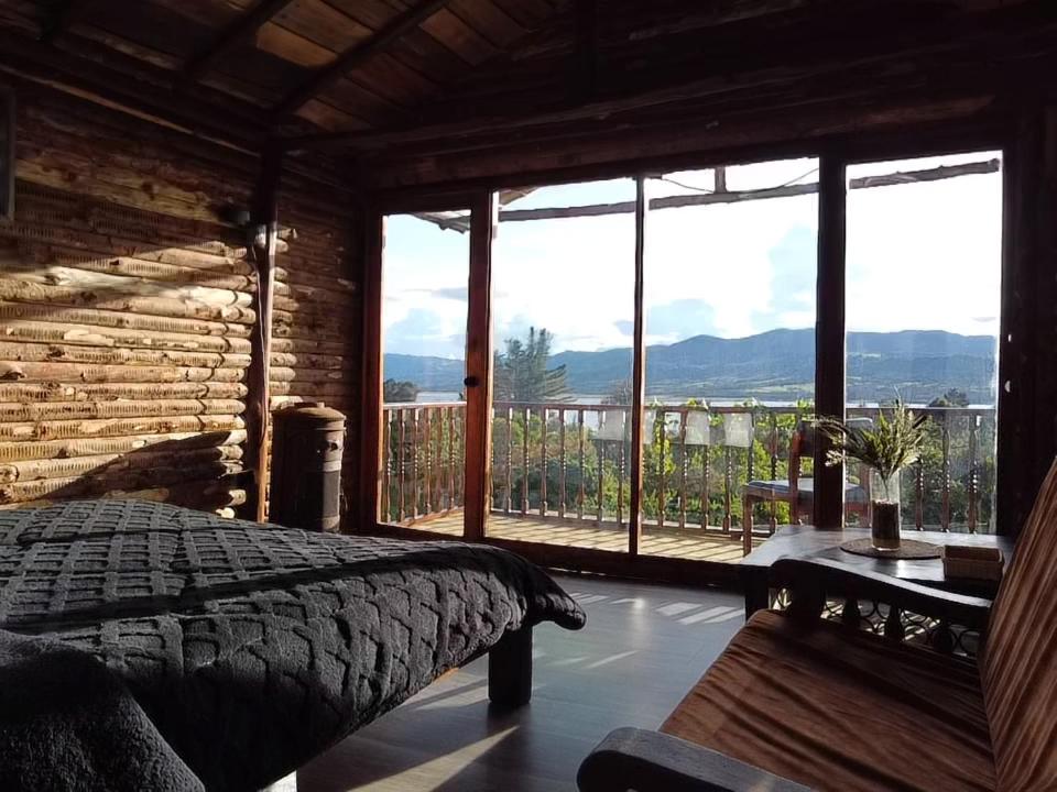 One-Bedroom House photo 3