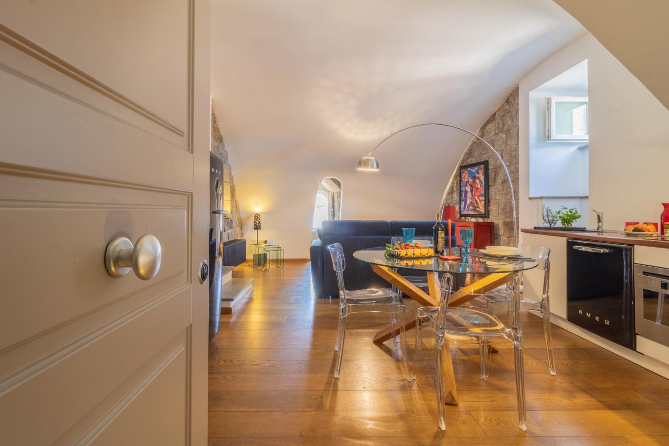 One-Bedroom House photo 3