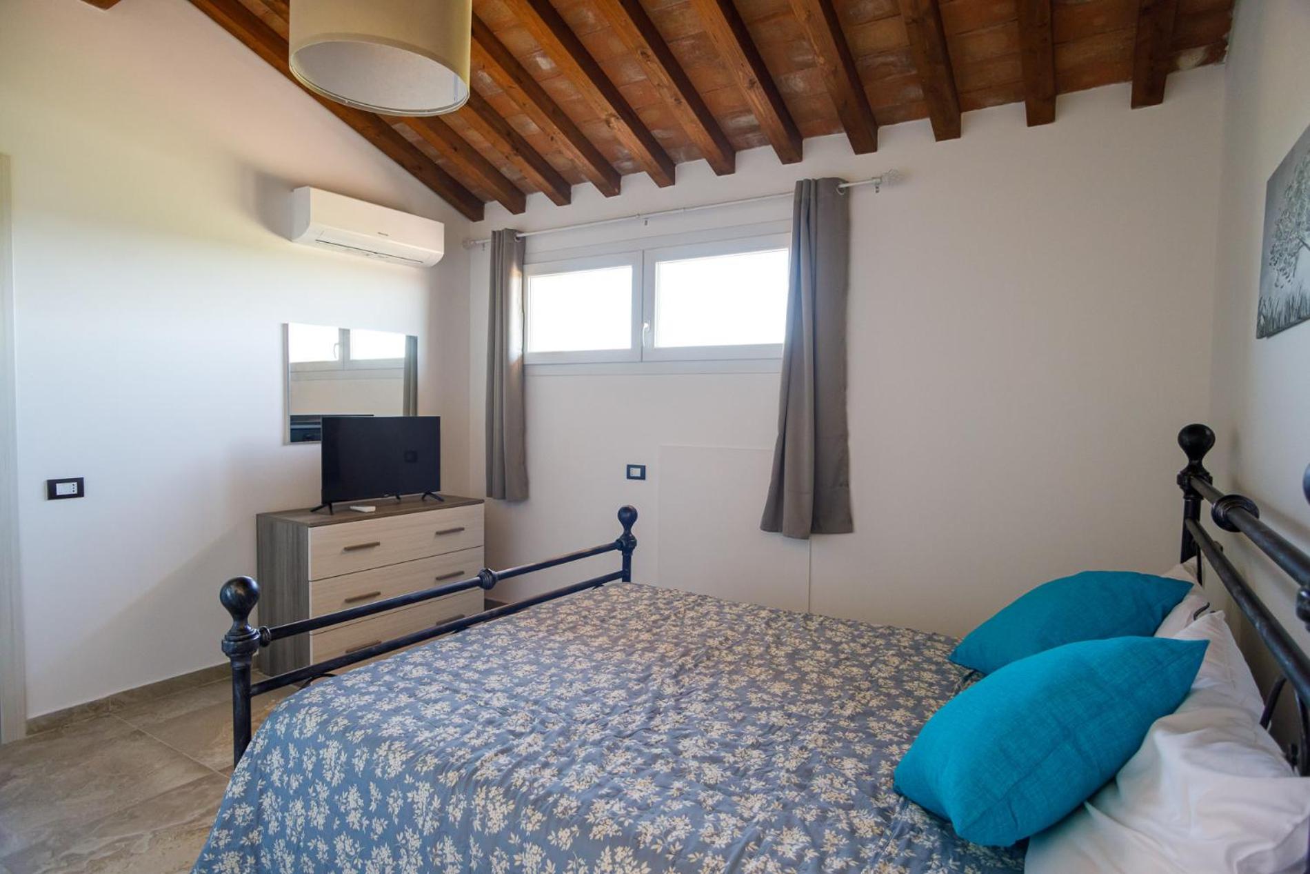 Three-Bedroom Vacation Home photo 3