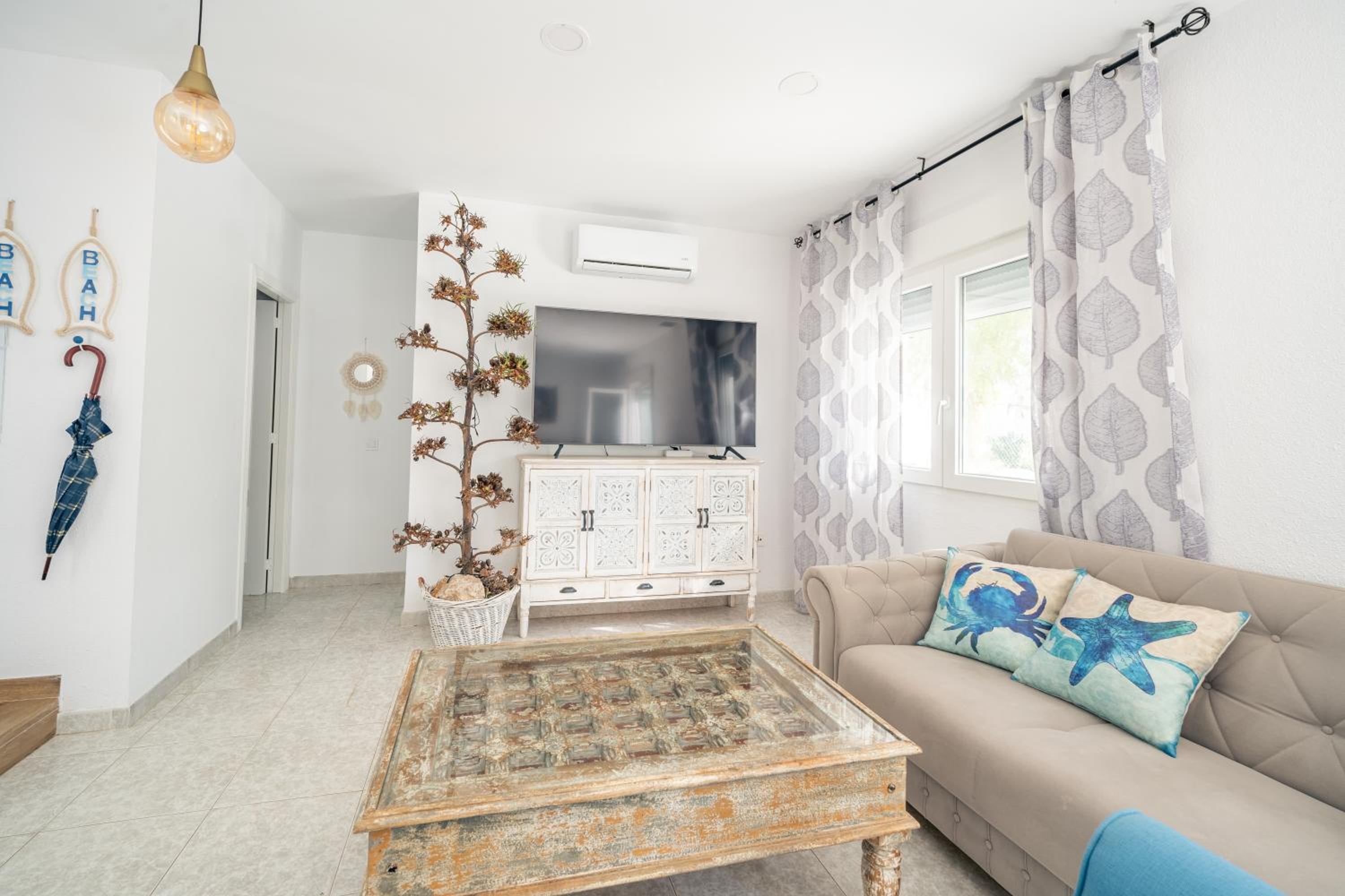 Two-Bedroom House photo 2