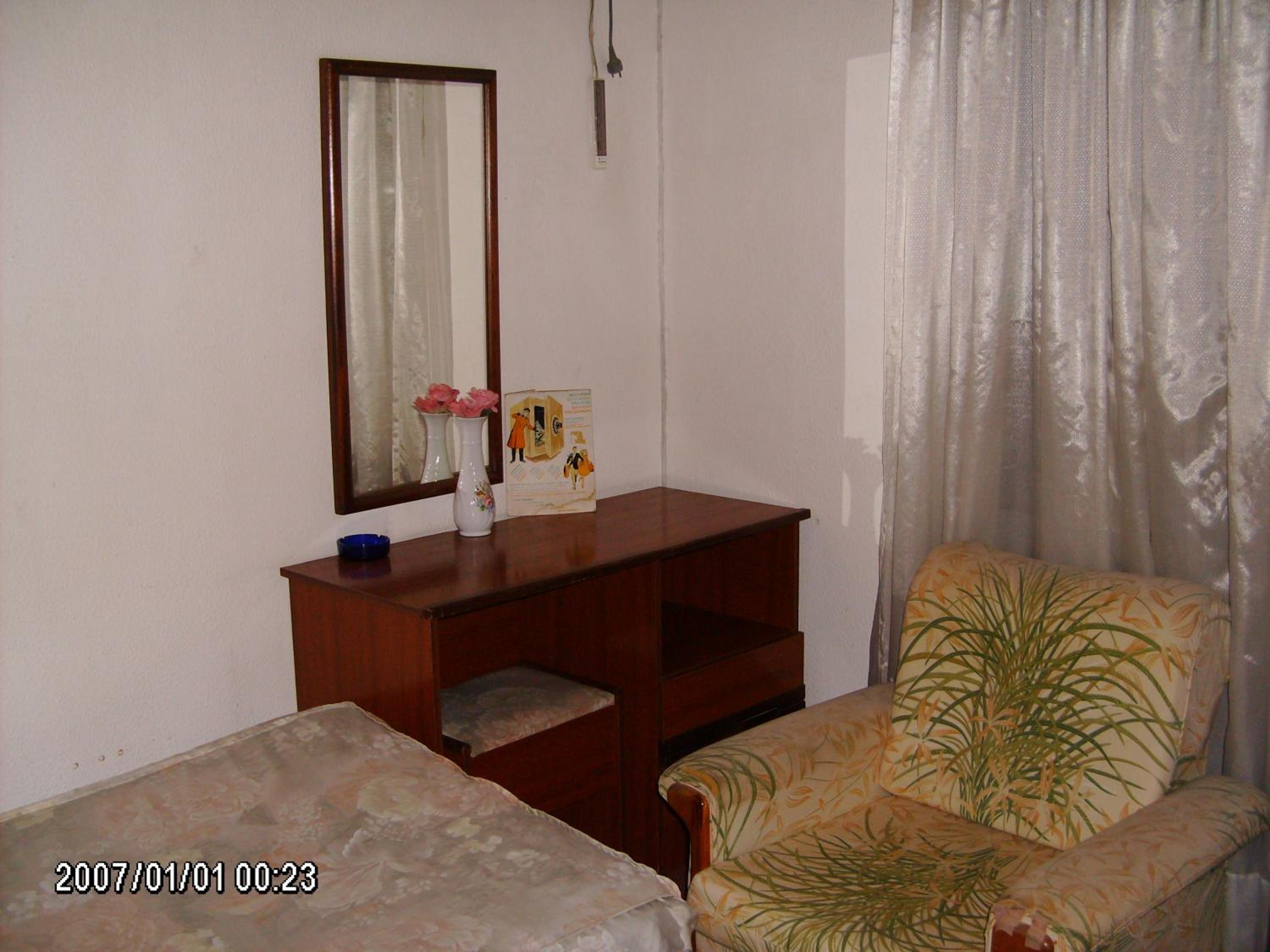Triple Room - Photo 2