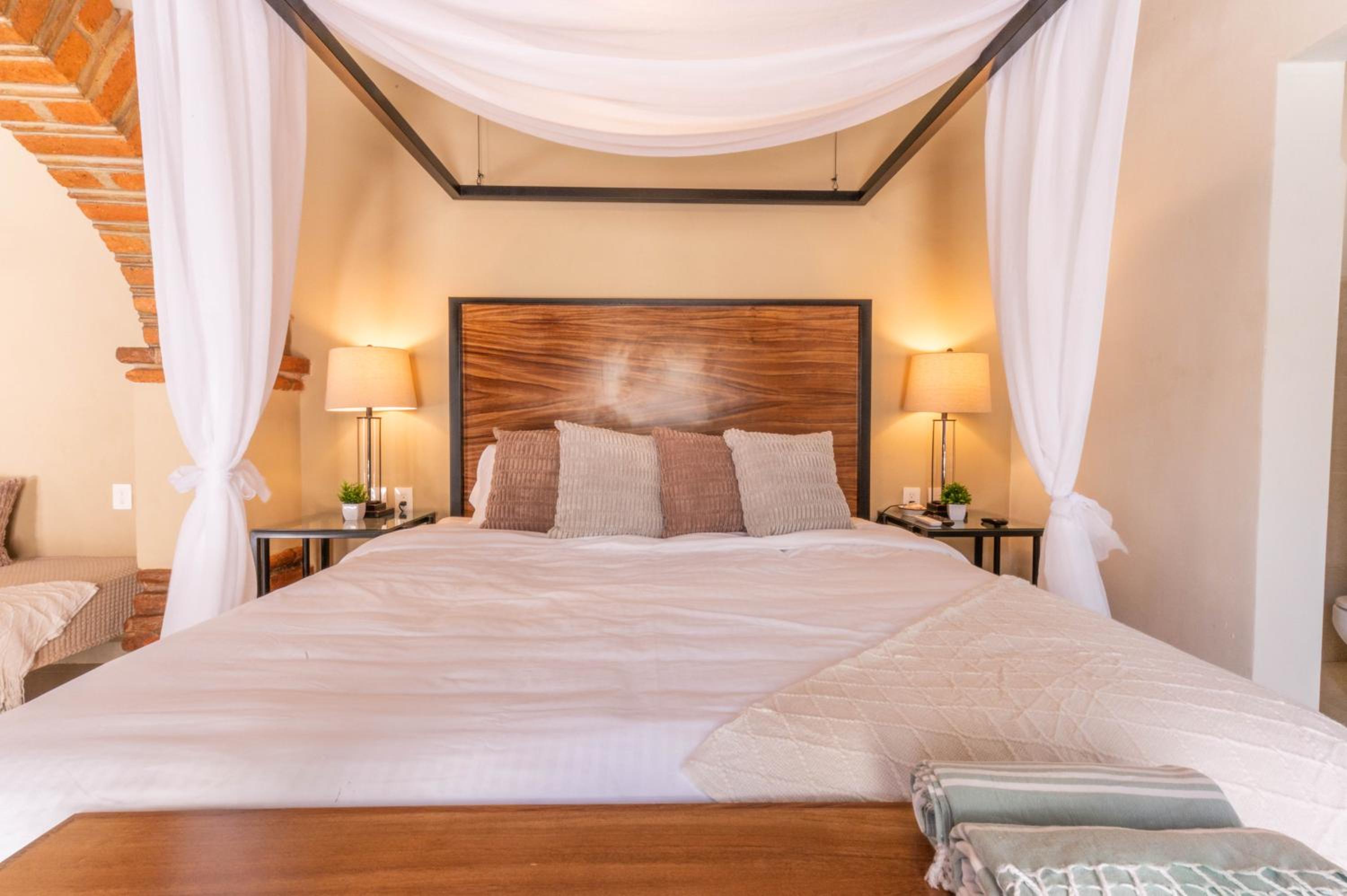 Queen Room with Pool View