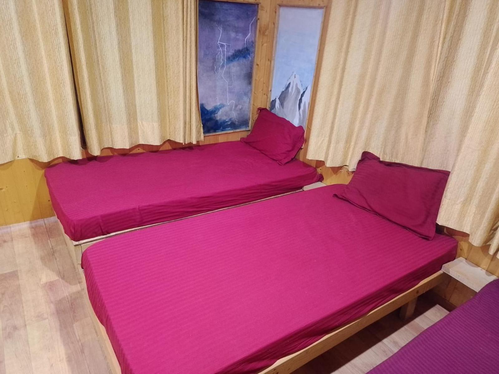 Double Room With Balcony photo 2