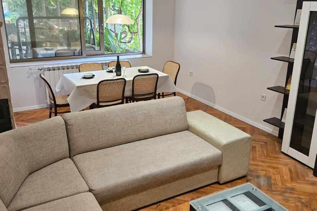Two-Bedroom Apartment photo 2